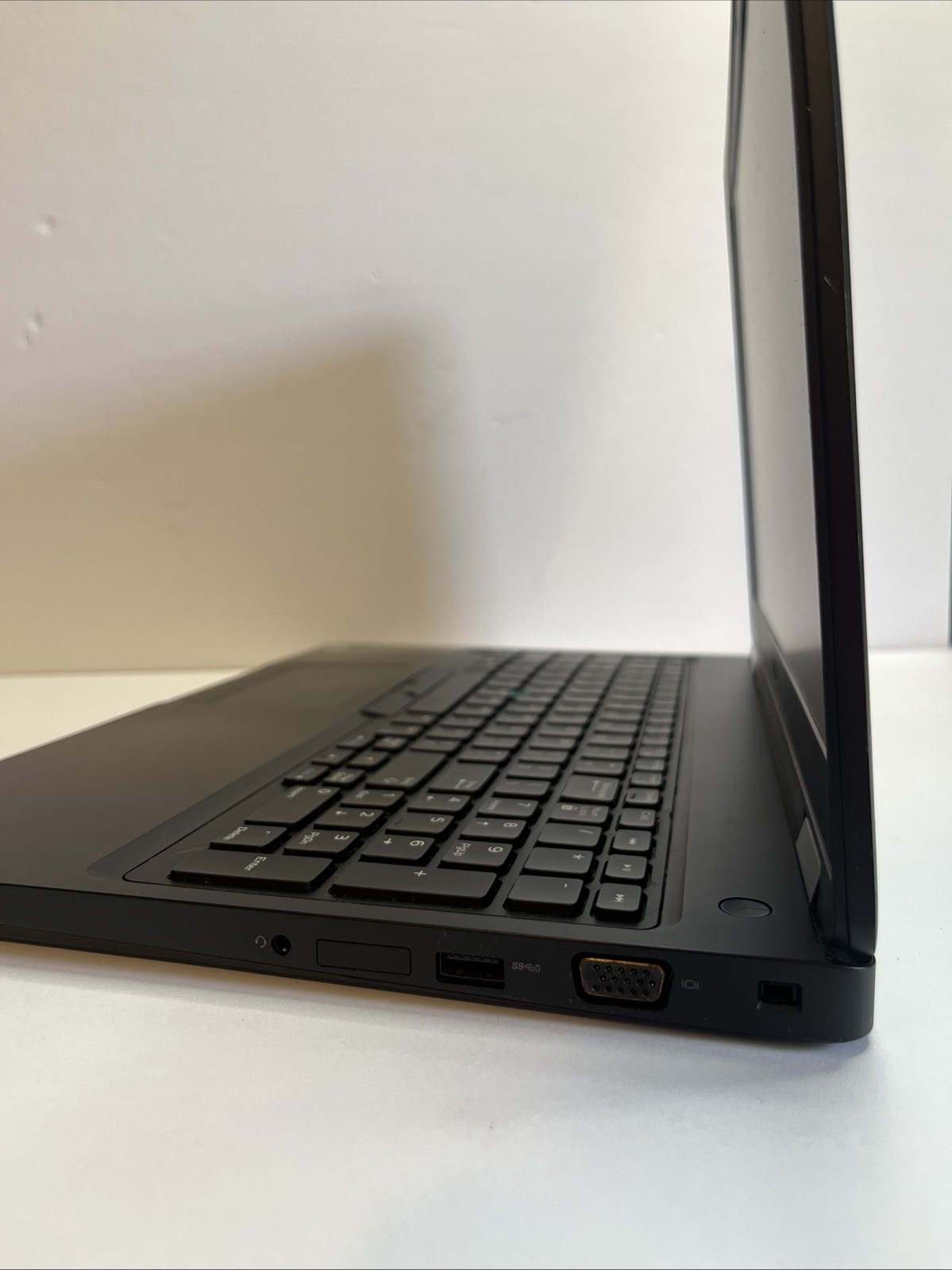 Dell Precision 3530 i5-8400H 2.50GHz 8/512GB Win11H UHD620 15.5″ *read des* #309