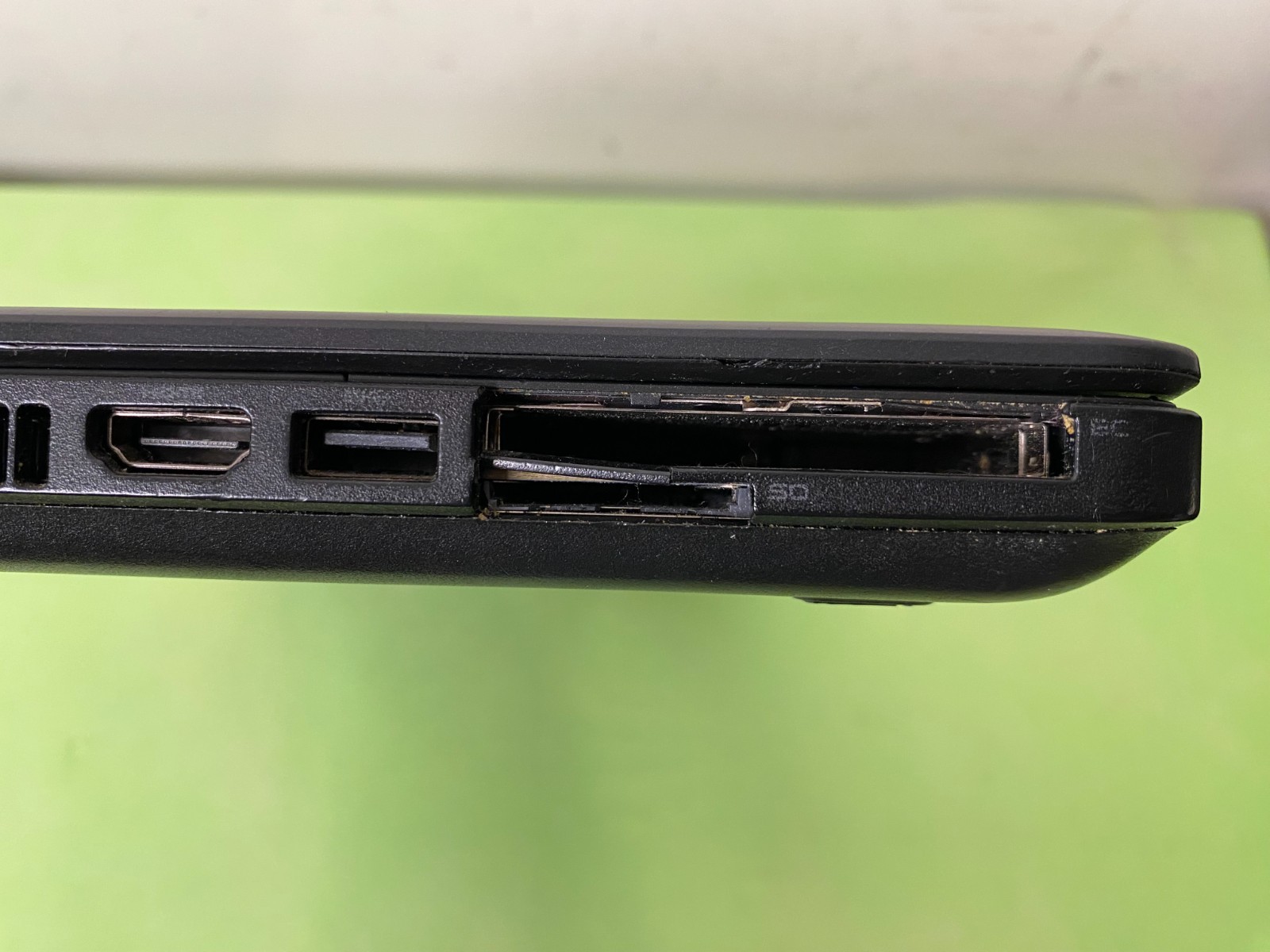 Dell Latitude E6540 14” i5-4300m 2.90ggz 8GB RAM,256gb SSD Win 11 Dvd Hdmi