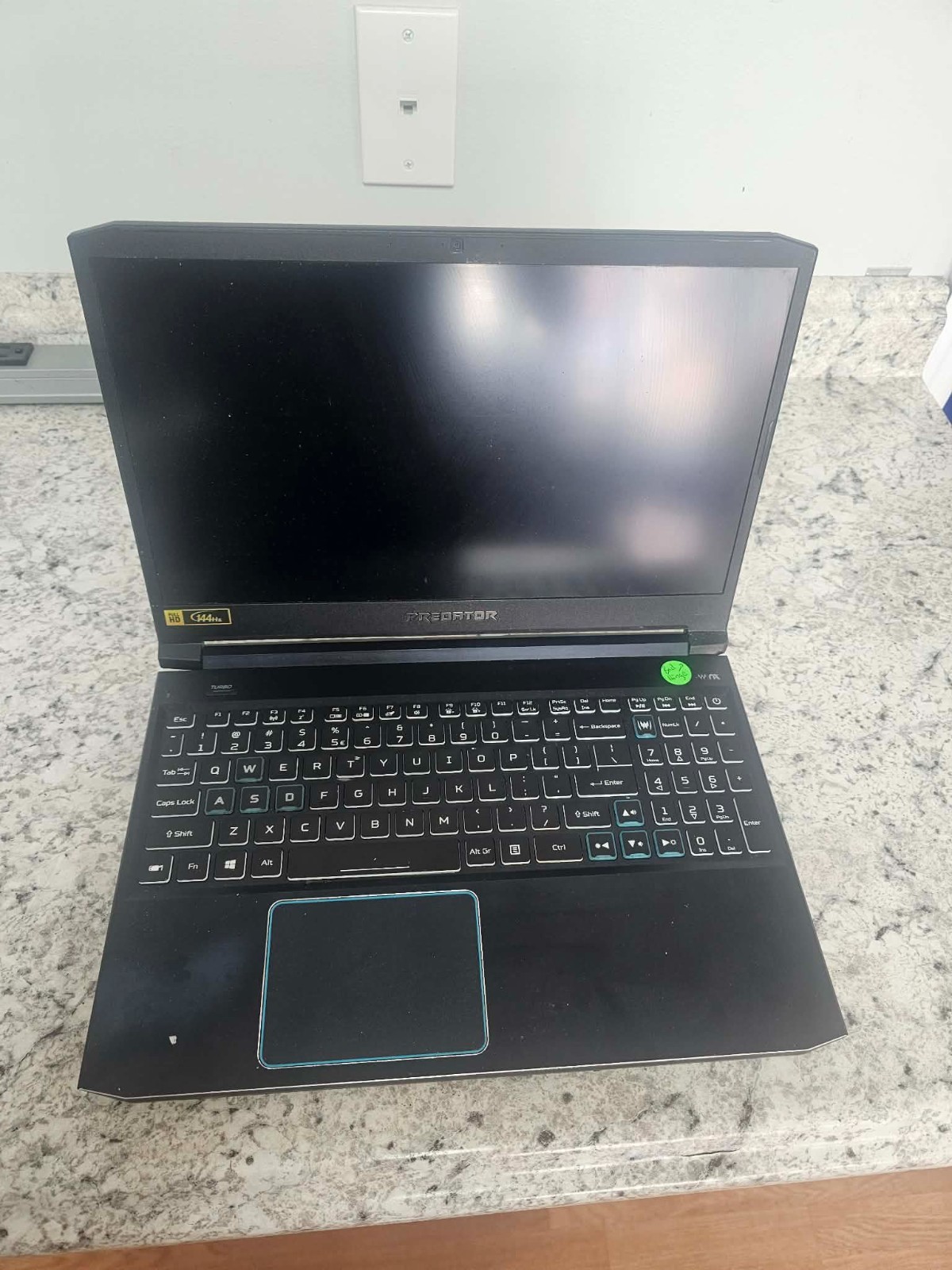 Acer Predator Helios 300 PH315-52-78VL 15.6/i7-9750H GTX 1660Ti Tech Special P&R