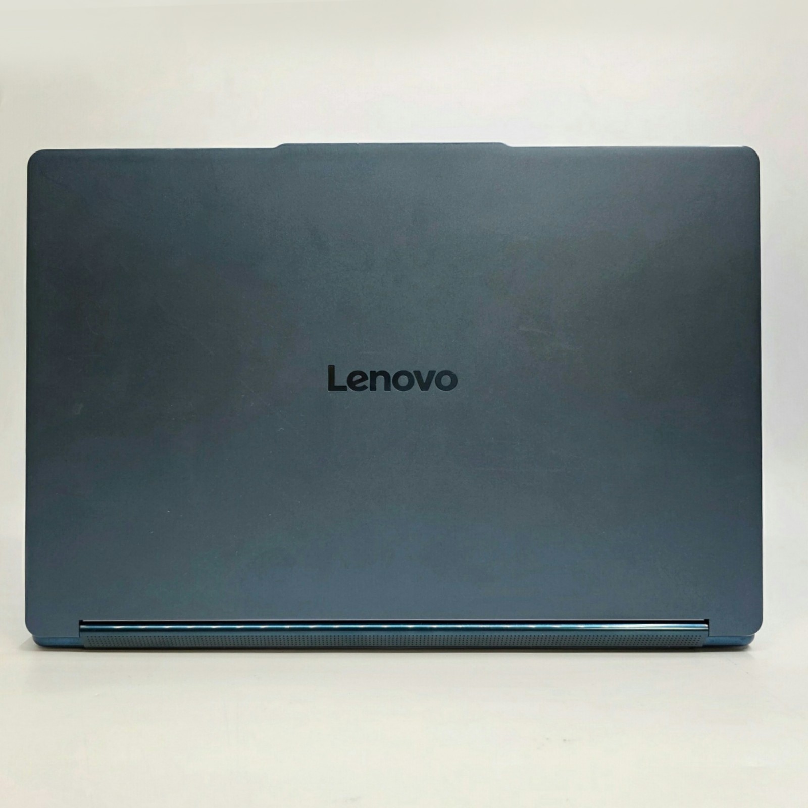 Lenovo Yoga Book 9i 14″ OLED 3K 16GB RAM Ultra 7 255H 1TB SSD Laptop
