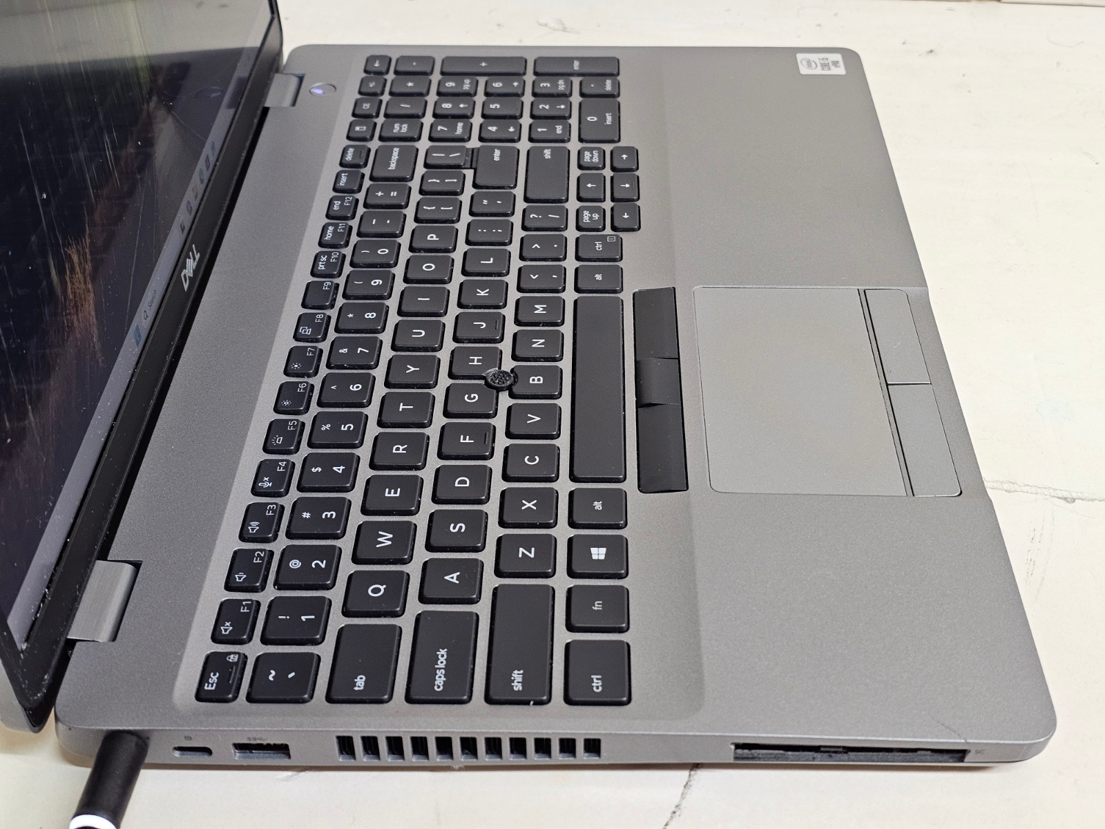 Dell Latitude 5510 Laptop – 1.7 GHz i5-10310U 16GB 512GB Webcam 15.6″ – SP12