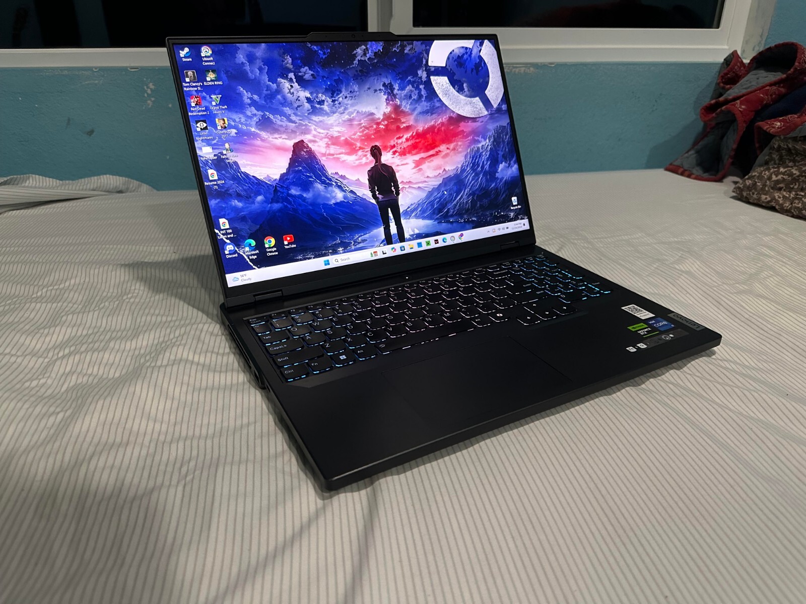Lenovo Legion Pro 5i Gen 9 Intel Laptop, 16″ IPS, i7-14650HX, 16GB, 1TB SSD