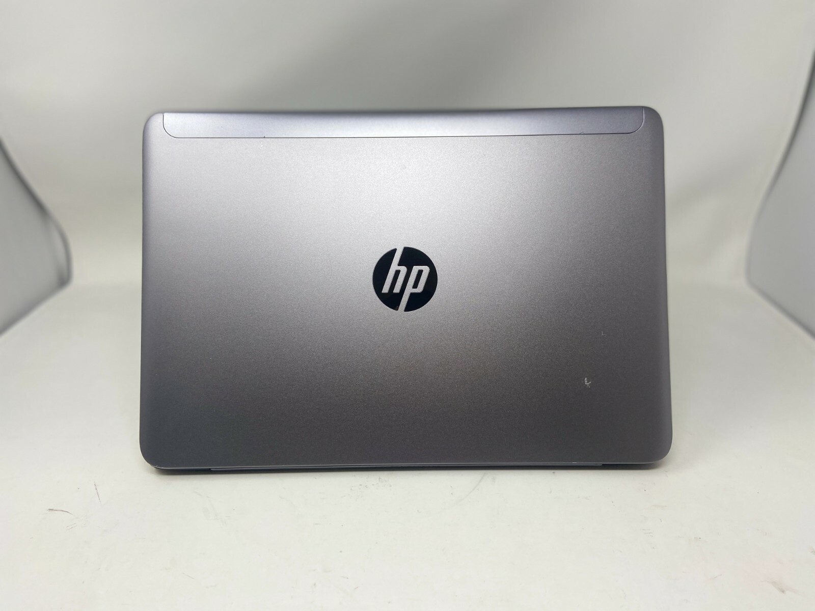HP EliteBook Folio 1040 i5-5300u 2.3GHz 8GB 256GB SSD FHD Webcam Win 10 Laptop