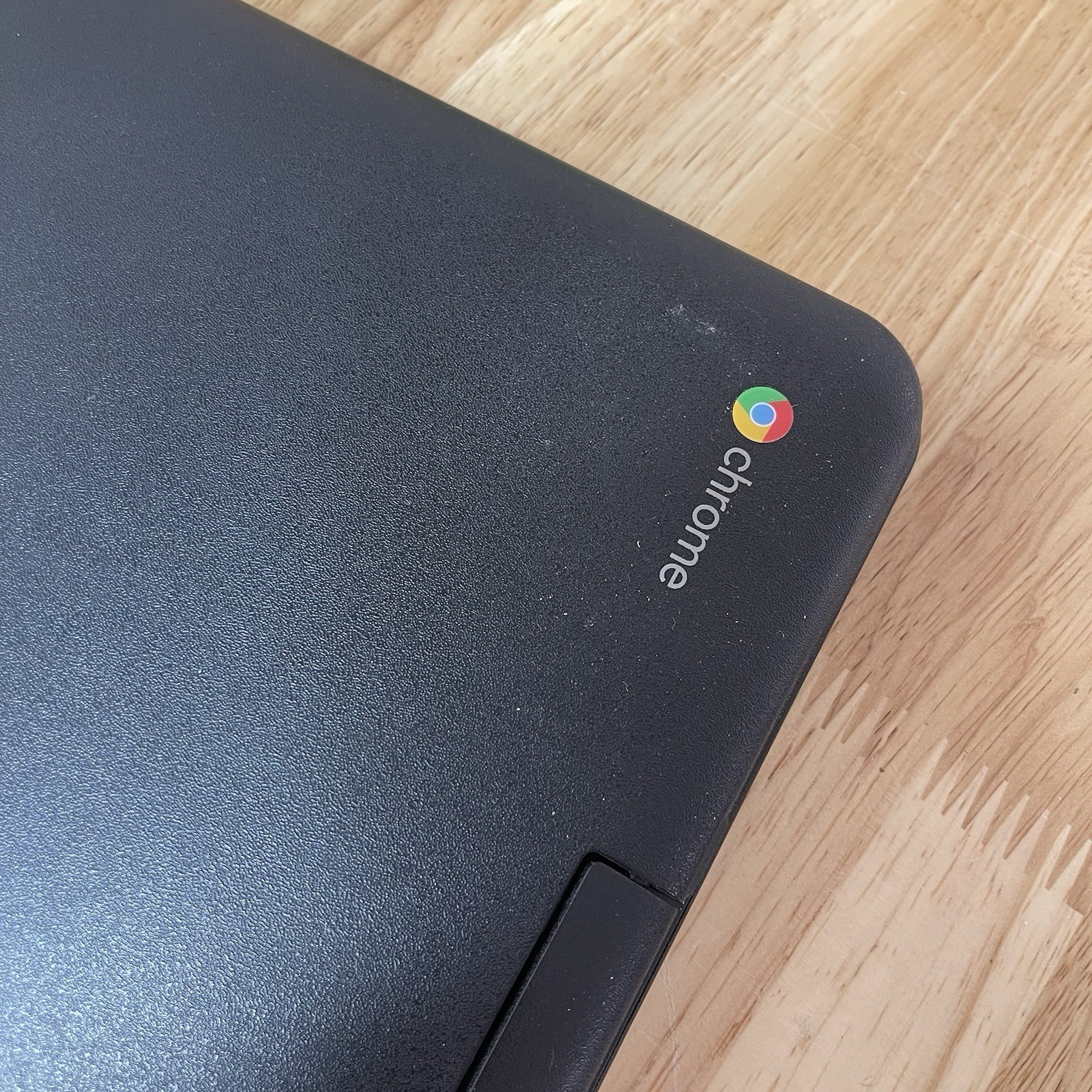 Lenovo N22-20 Chromebook ChromeOS 11.6″ 4GB 16GB SSD w/AC Adapter WORKING