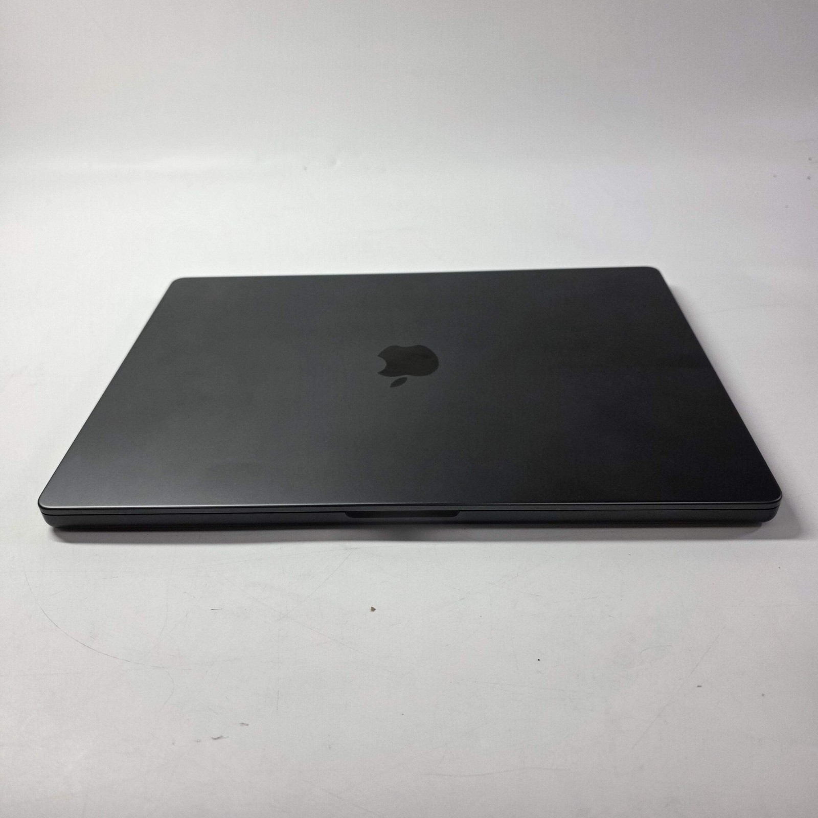 2024 Apple MacBook Pro 16″ M4 Pro 20C GPU 4.5GHz 24GB RAM 512GB SSD A3403