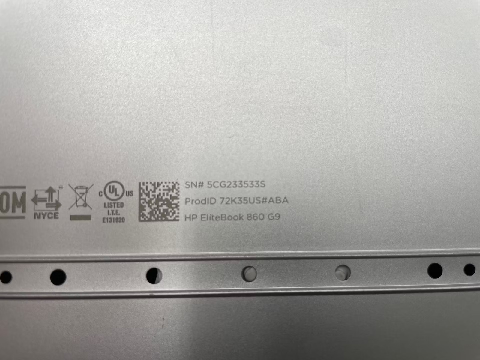 HP EliteBook 860 G9 Used 16″ (i5-1245U-16GB-256GB NVMe)