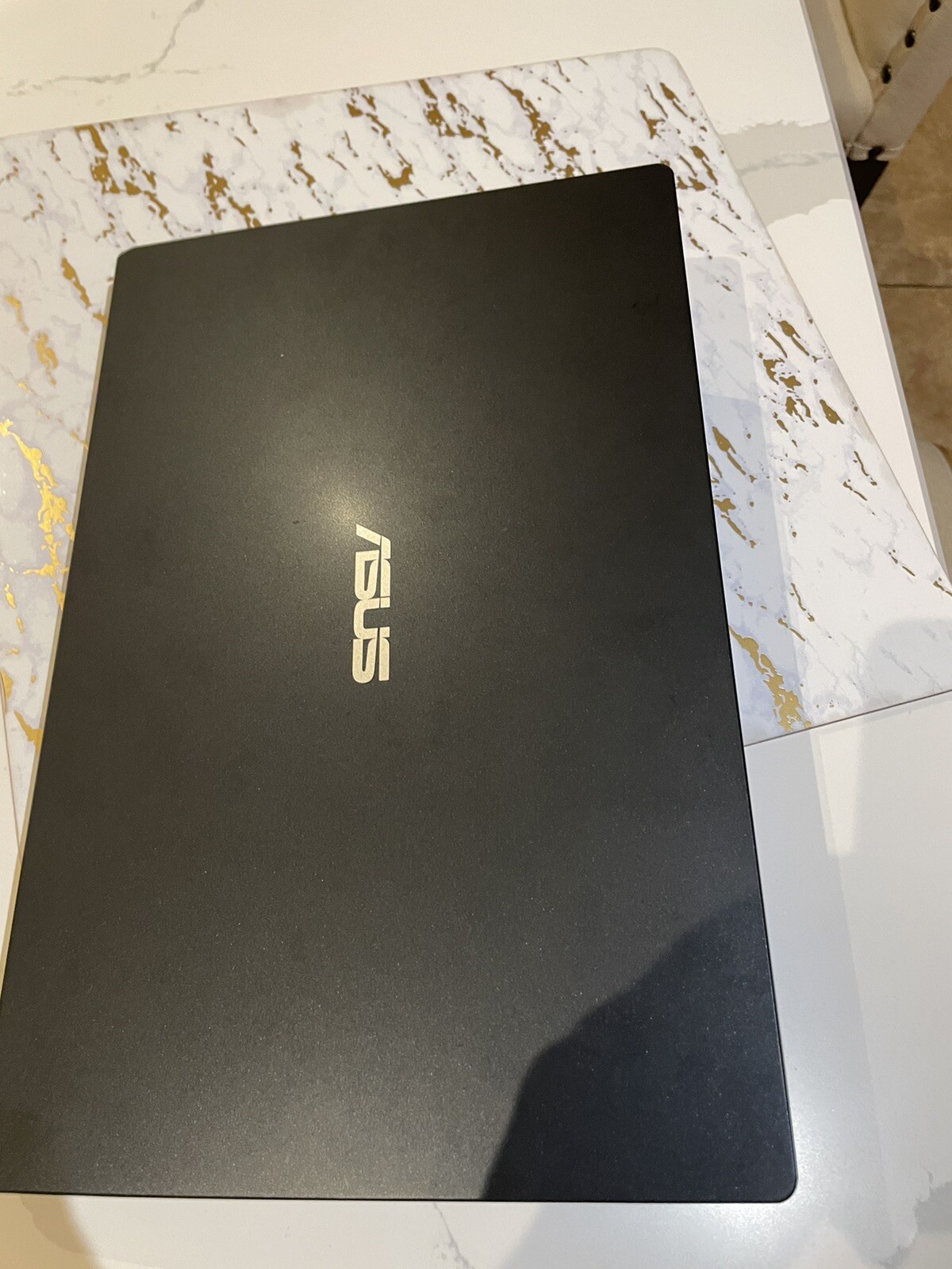 ASUS VivoBook Go 12 L210 11.6” (64GB eMMC, Intel Celeron N4020, 2.8GHz, 4GB…