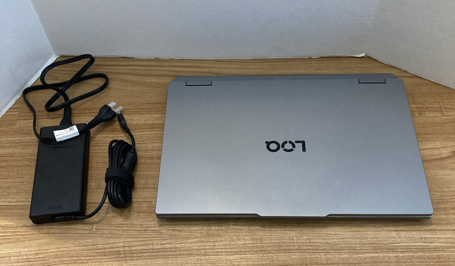 Lenovo 17.3″ LOQ 17 Gaming Laptop 83JH008QUS