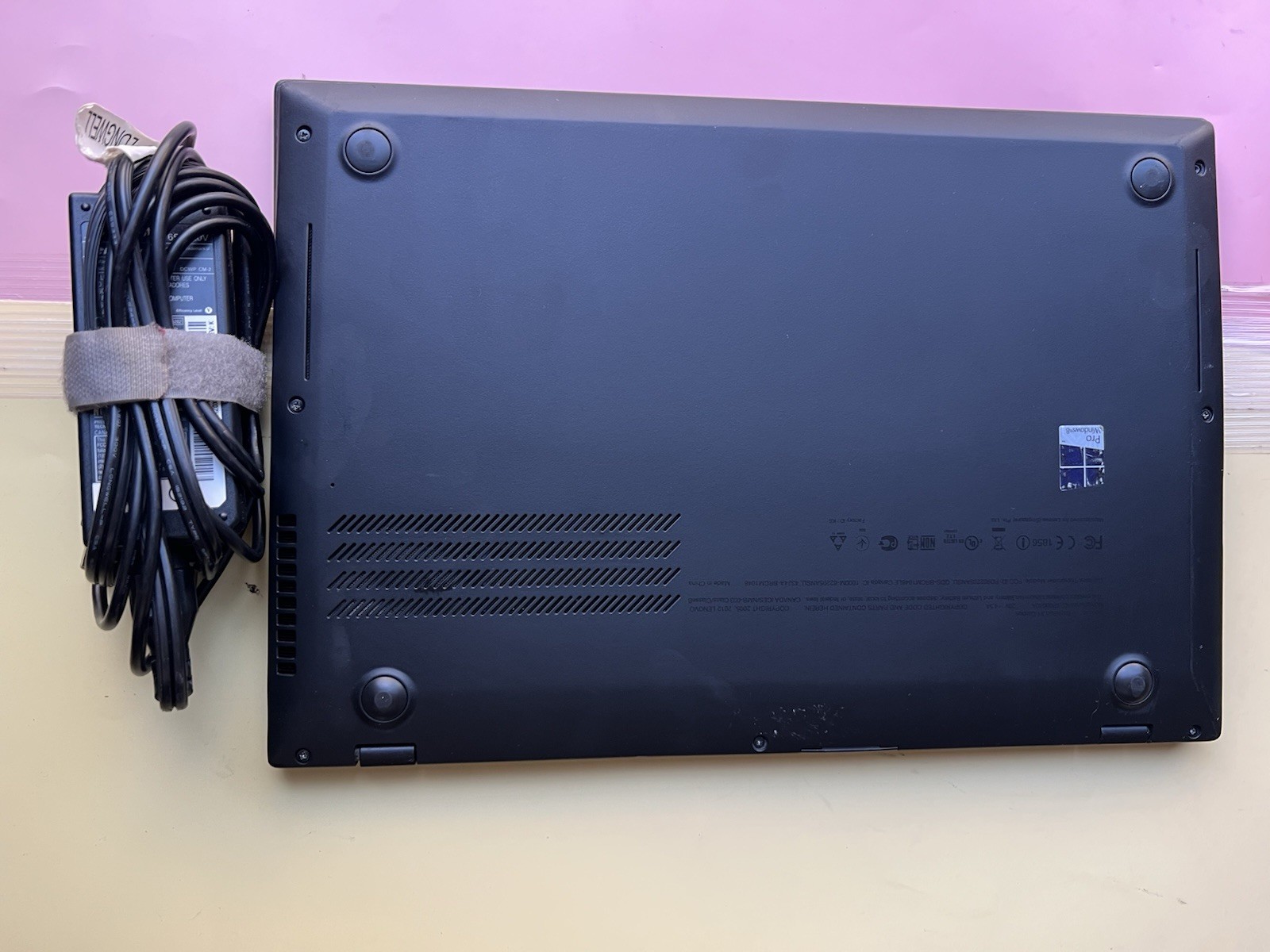 LenovoThinkPad X1 Carbon Core i5-3317U 128GB SSD 4GB RAM BACKLIT WEBCAM 1600X900