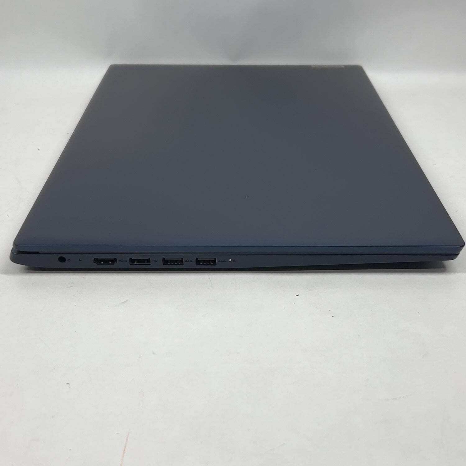 Lenovo IdeaPad 3 15.6″ i5-1035G1 2.4GHz 8GB RAM 1TB SSD