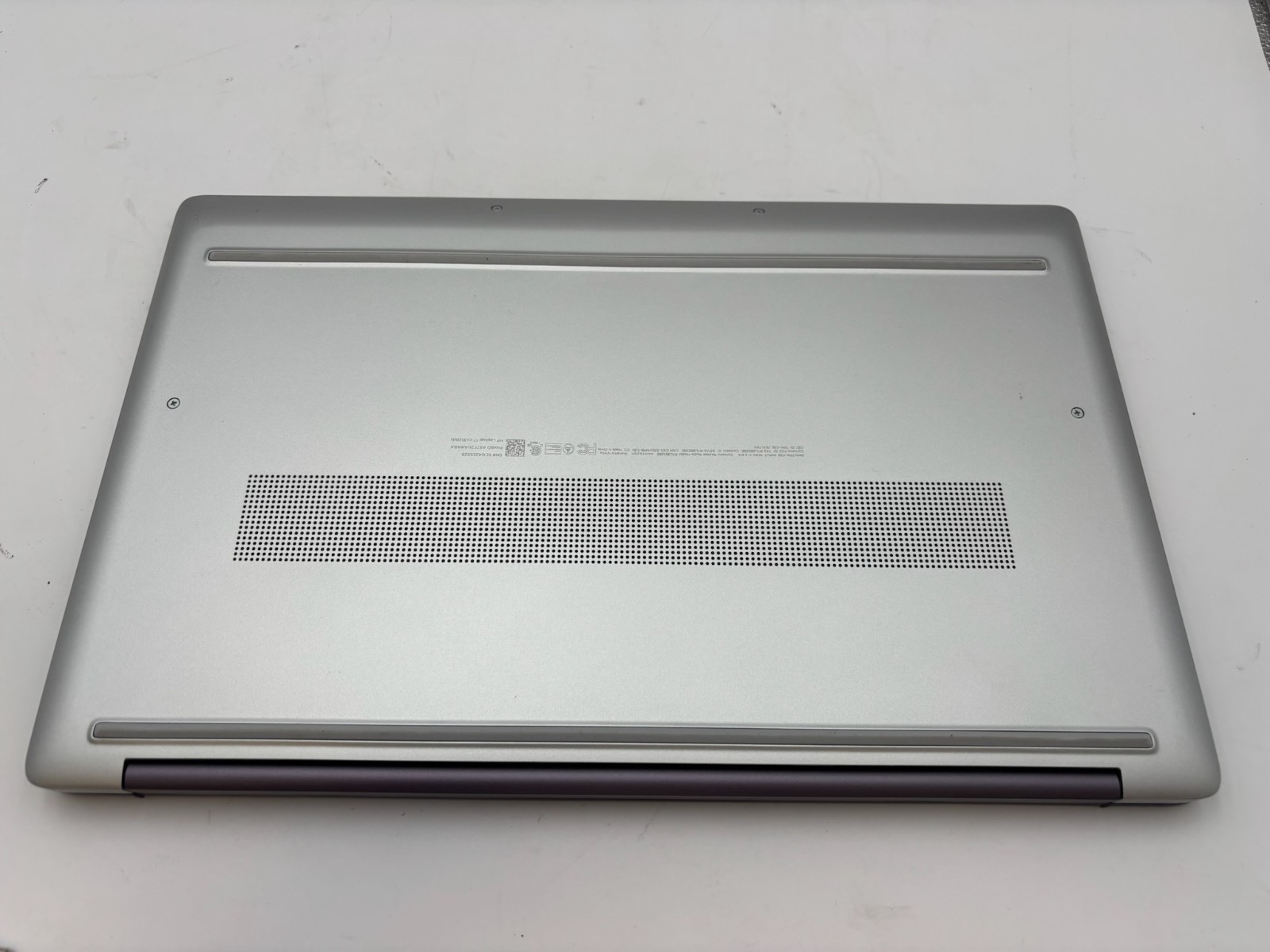 HP Laptop 17-cn3128ds 17.3″ 256 GB SSD 8 GB RAM Intel N200 Windows 11 Home