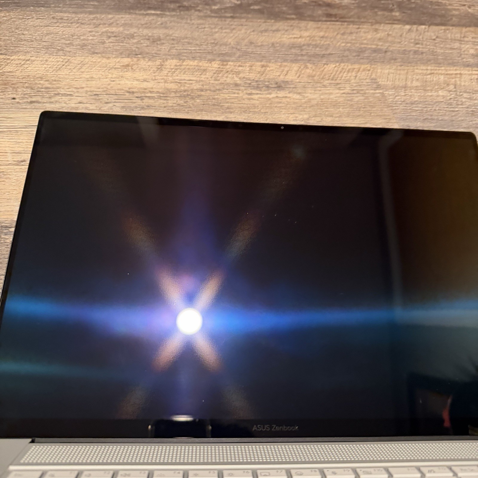 ASUS Zenbook S 16 16” 3K OLED Touchscreen 120Hz AMD Ryzen AI 9 365 24GB 1TB SSD