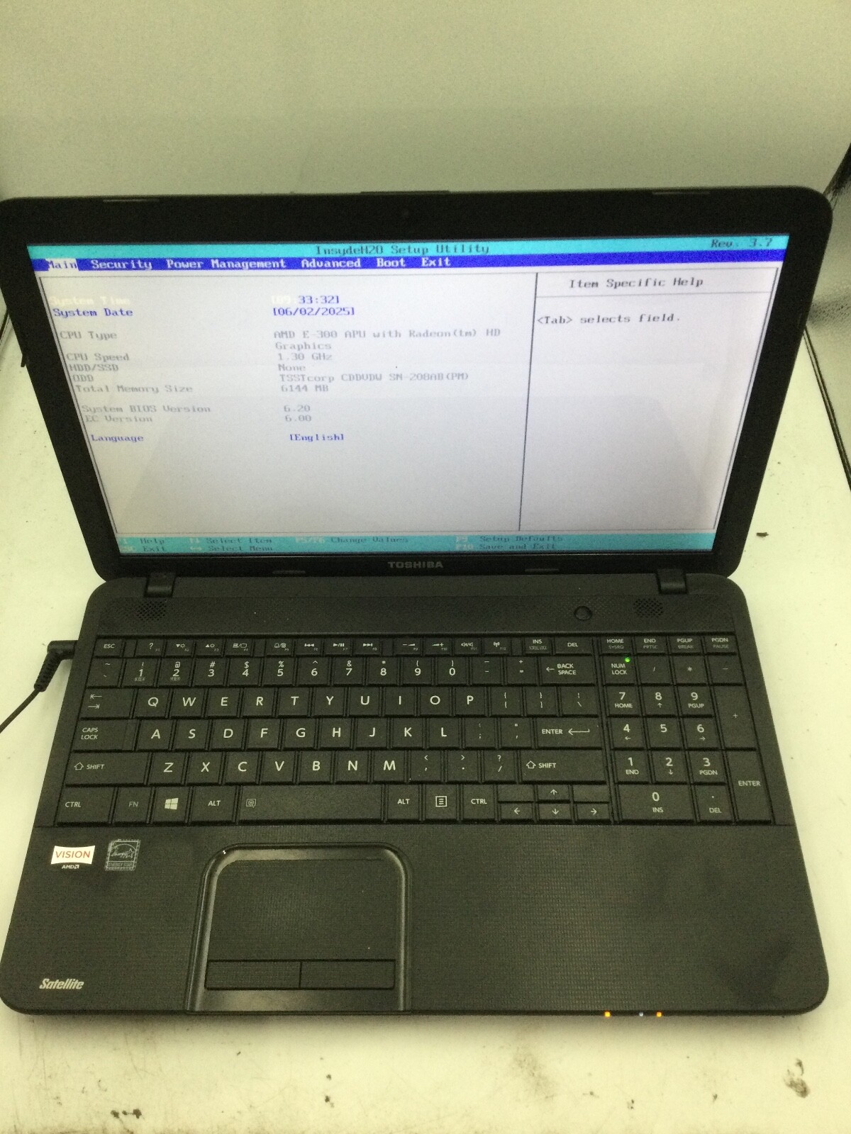 TOSHIBA SATELLITE C855D – BOOTS TO BIOS – AMD E300 – 4GB RAM -READ DESCRIP- BB