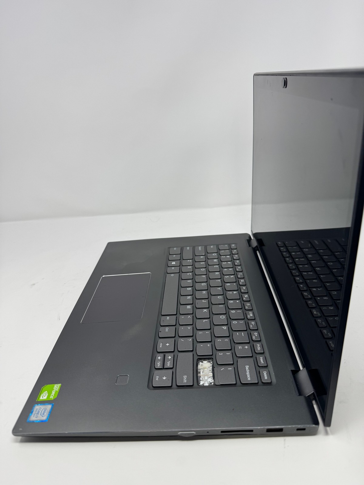 Lenovo 81CA Flex 5-1570 i7-8550U 16GB No HD Nvidia GeForce MX130 Touchscreen