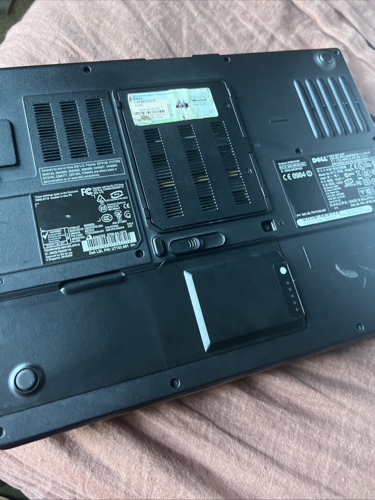 Dell Inspiron 6400 Laptop Windows XP NEW BATTERY NO CHARGER TESTED WORKS