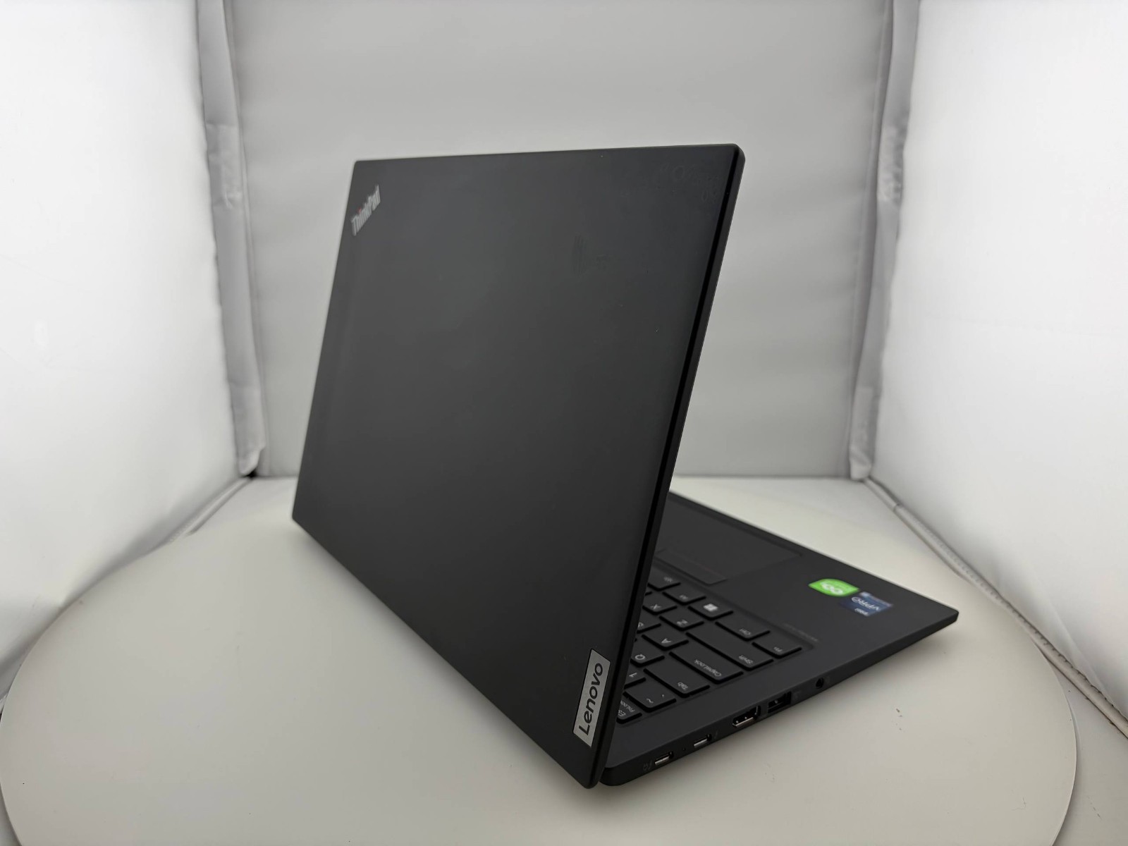 Lenovo ThinkPad T14s Gen 4 Core i7-1365U@1.8GHz 32GB RAM 512GB NVMe Win 11 Pro