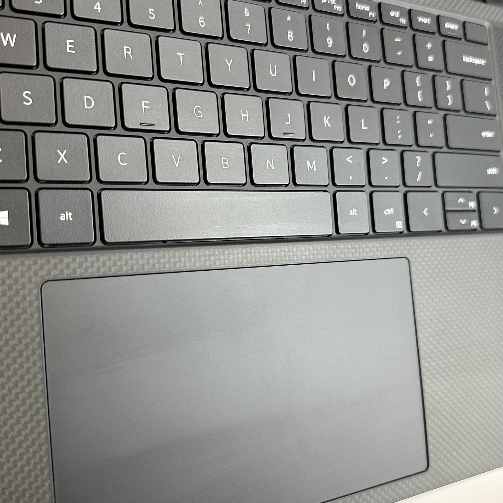 Dell XPS 15 9510 Silver FHD+ i5-11400H 2.70GHz 16GB RAM 512GB SSD Very Good