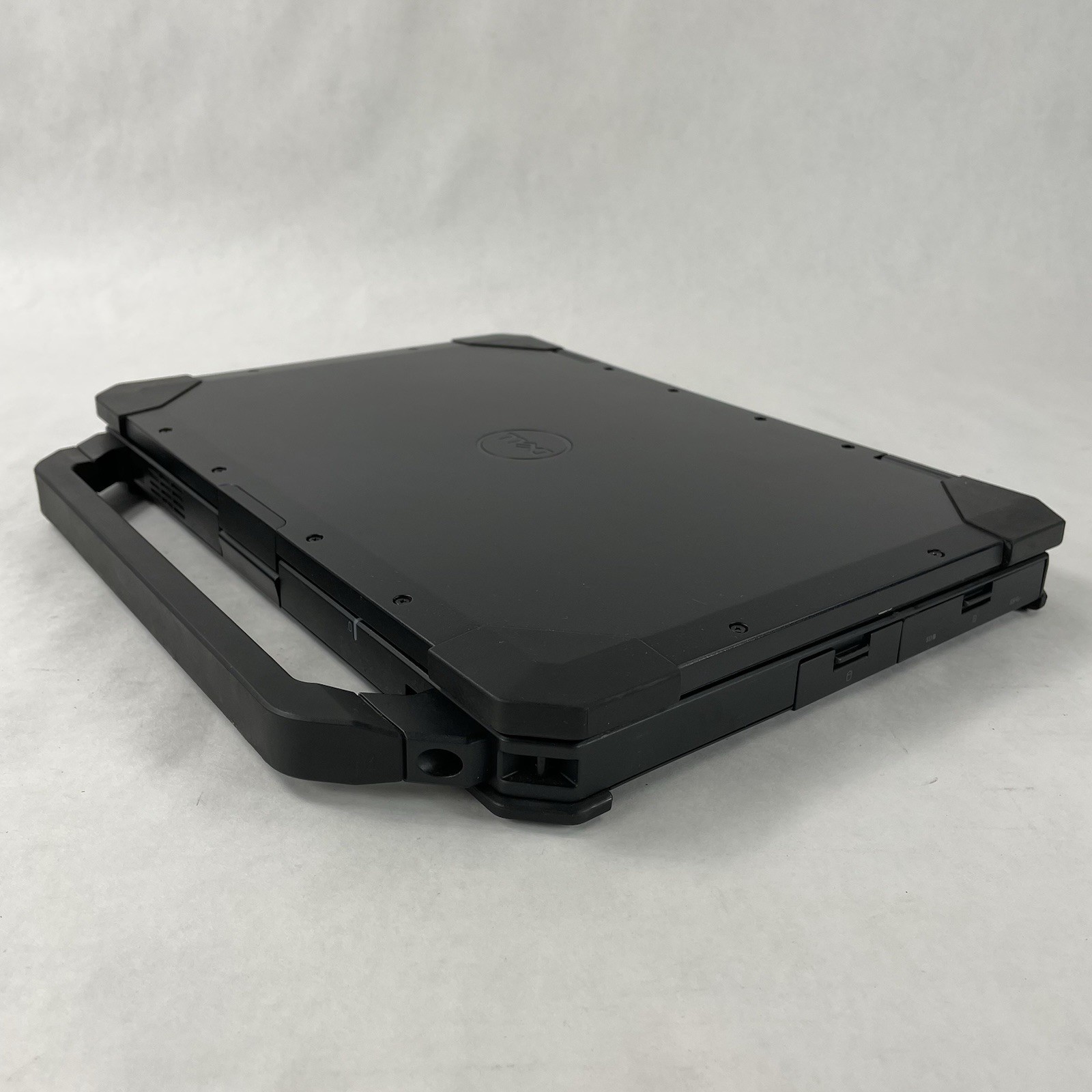 Dell Latitude 5420 Rugged 14″ i3-7130U 2.70 GHz 8 GB RAM No HDD No OS