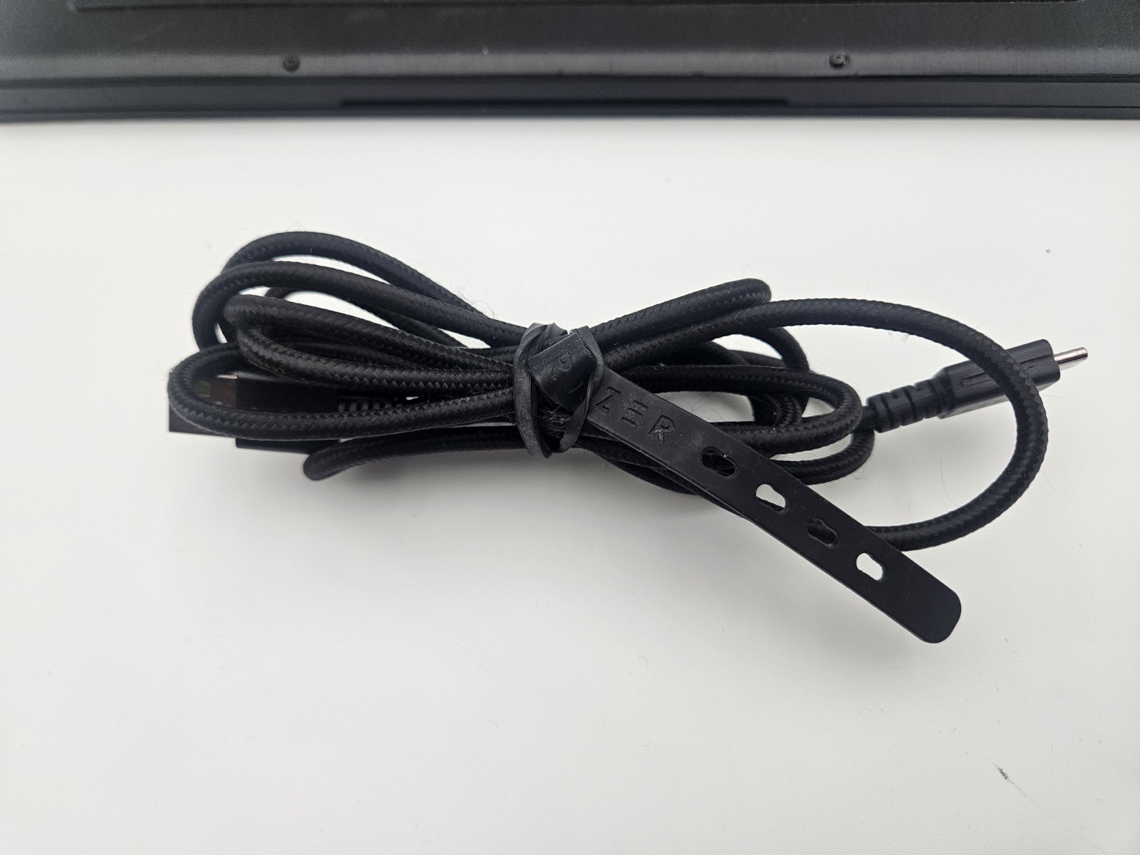 Razer Blade Stealth 13″ 2019 Intel Core i7 NO POWER For Parts/Repair