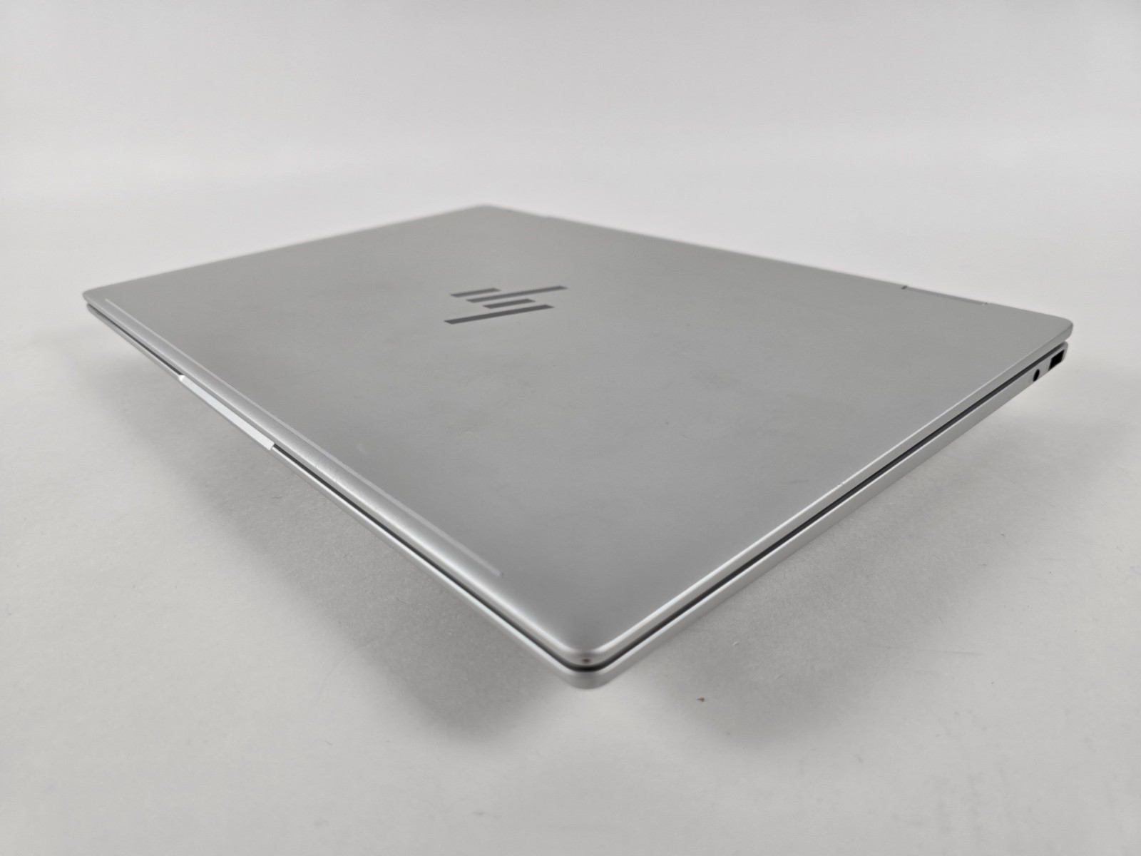 HP ENVY x360 16″ 2-in-1 Touch (Core Ultra 7 155U, 16GB DDR5, 1TB SSD) – Used