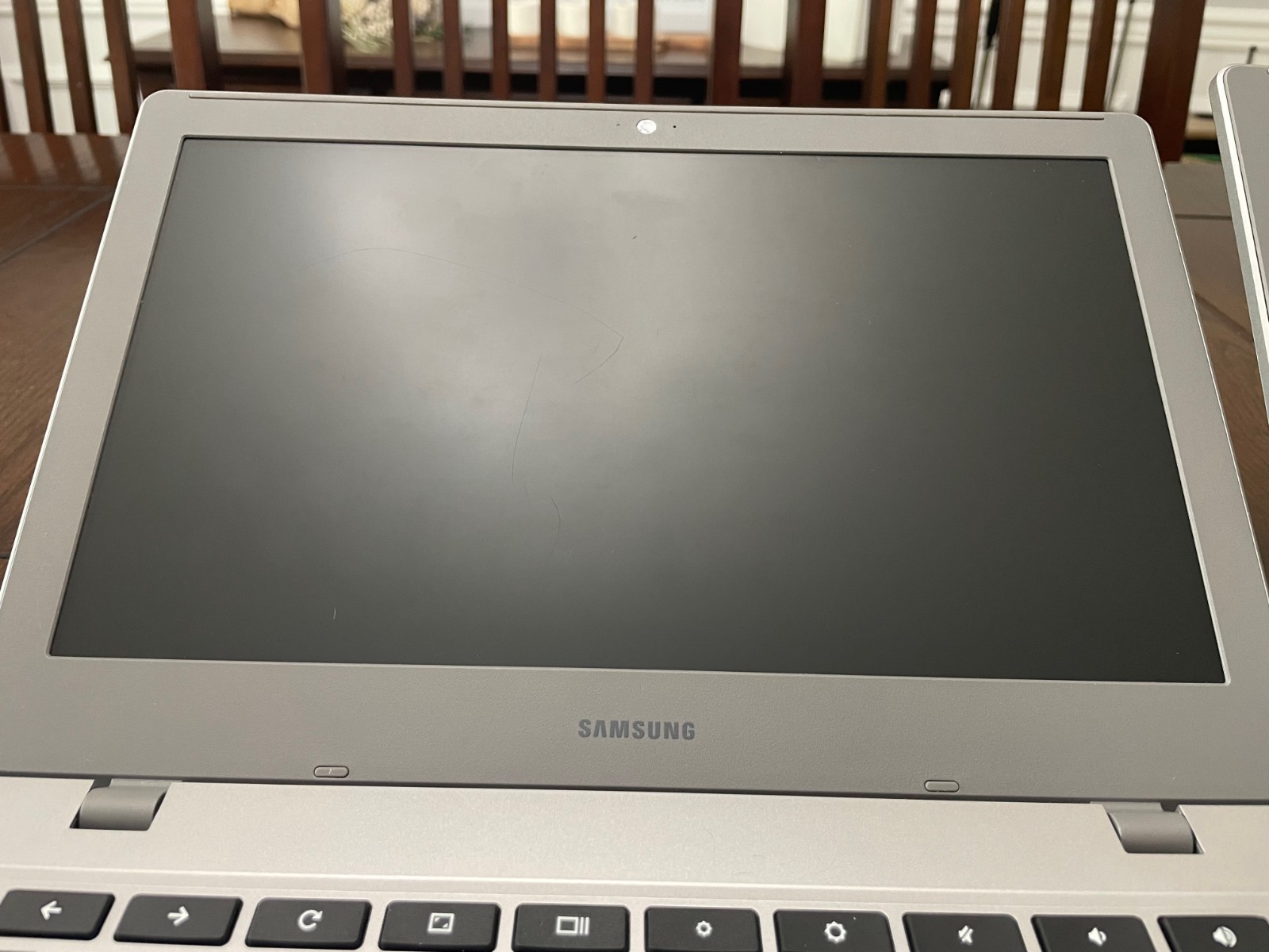 2 Used SAMSUNG XE310XBA K03US Chromebook 4 11.6″ Intel N4000 6GB 64GB