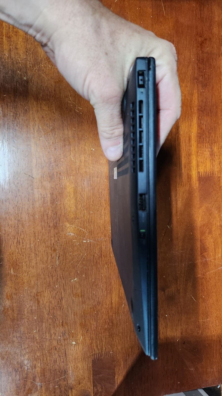Lenovo ThinkPad X1 Carbon 1st Gen 14″ i5-3317U, 4GB Ram- 128GB SSD- Zorin OS