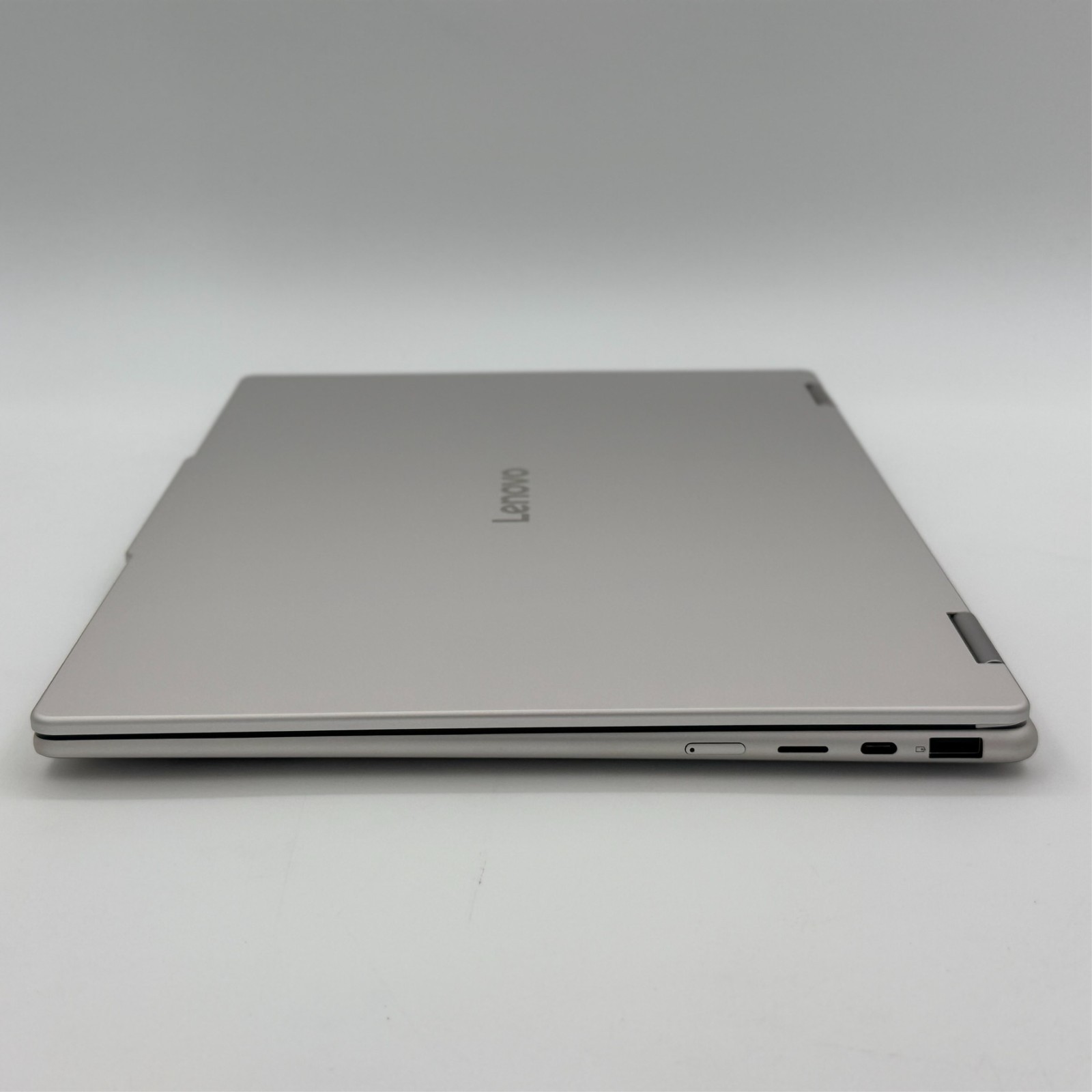 Lenovo Yoga 7a 16″ 2K OLED Touch Ryzen AI 7 24GB 512GB Copilot+ PC Laptop