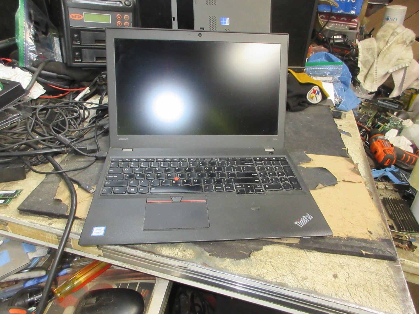 Lenovo Thinkpad P50s Intel i7-6500U 8GB RAM NVIDIA Quadro M500M READ AD