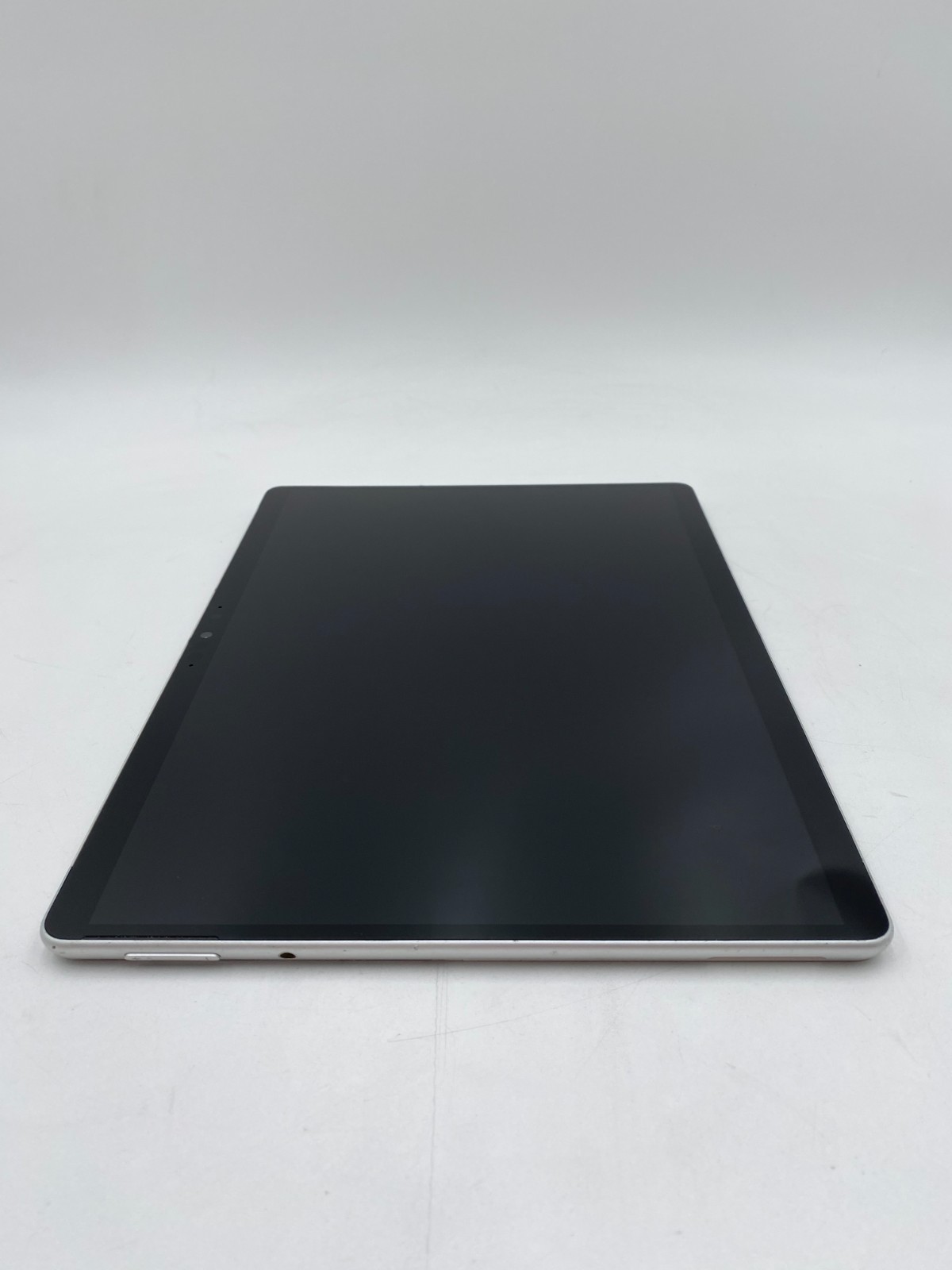 Microsoft Surface Pro 8 1983 i5-1145G7 2.6GHz 256GB SSD 8GB DDR4 Silver Fair