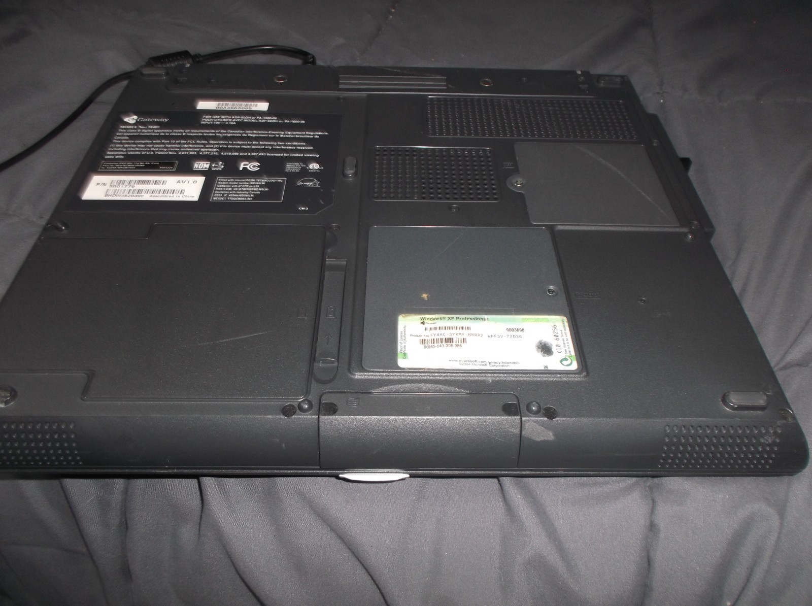 Vintage Gateway M405 Pentium M 1.6GHZ 20GB HD WINDOWS XP