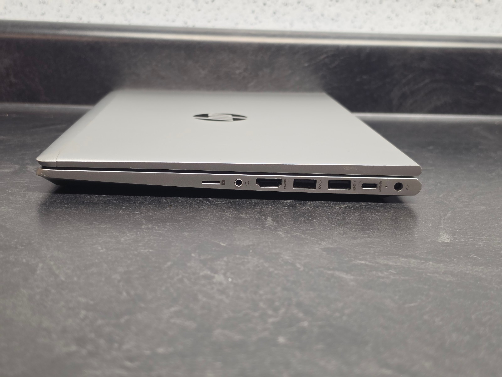 HP ProBook 440 G8 – i5-1135G7, 16GB RAM, New 256GB SSD, 4G LTE WWAN, 1080p IPS