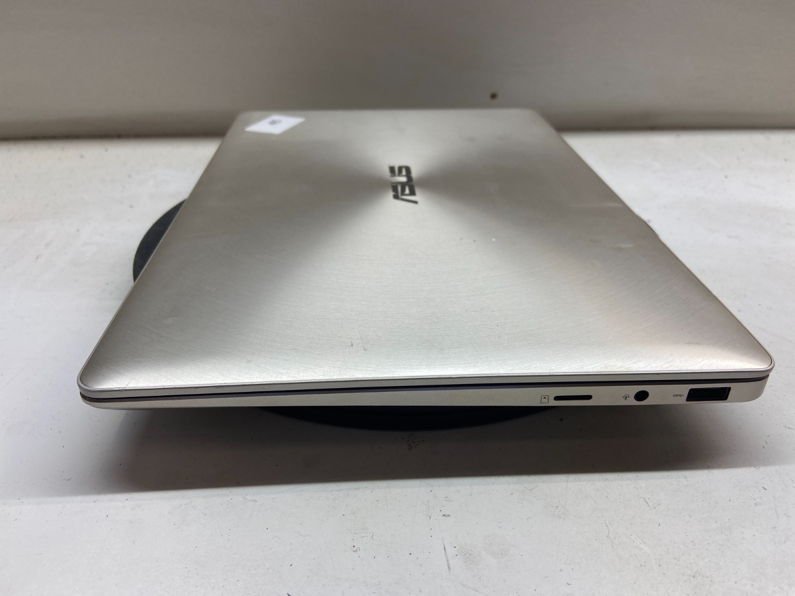 Asus Zenbook UX331U Intel Core i5-8250u 1.6GHz 8GB NO HDD