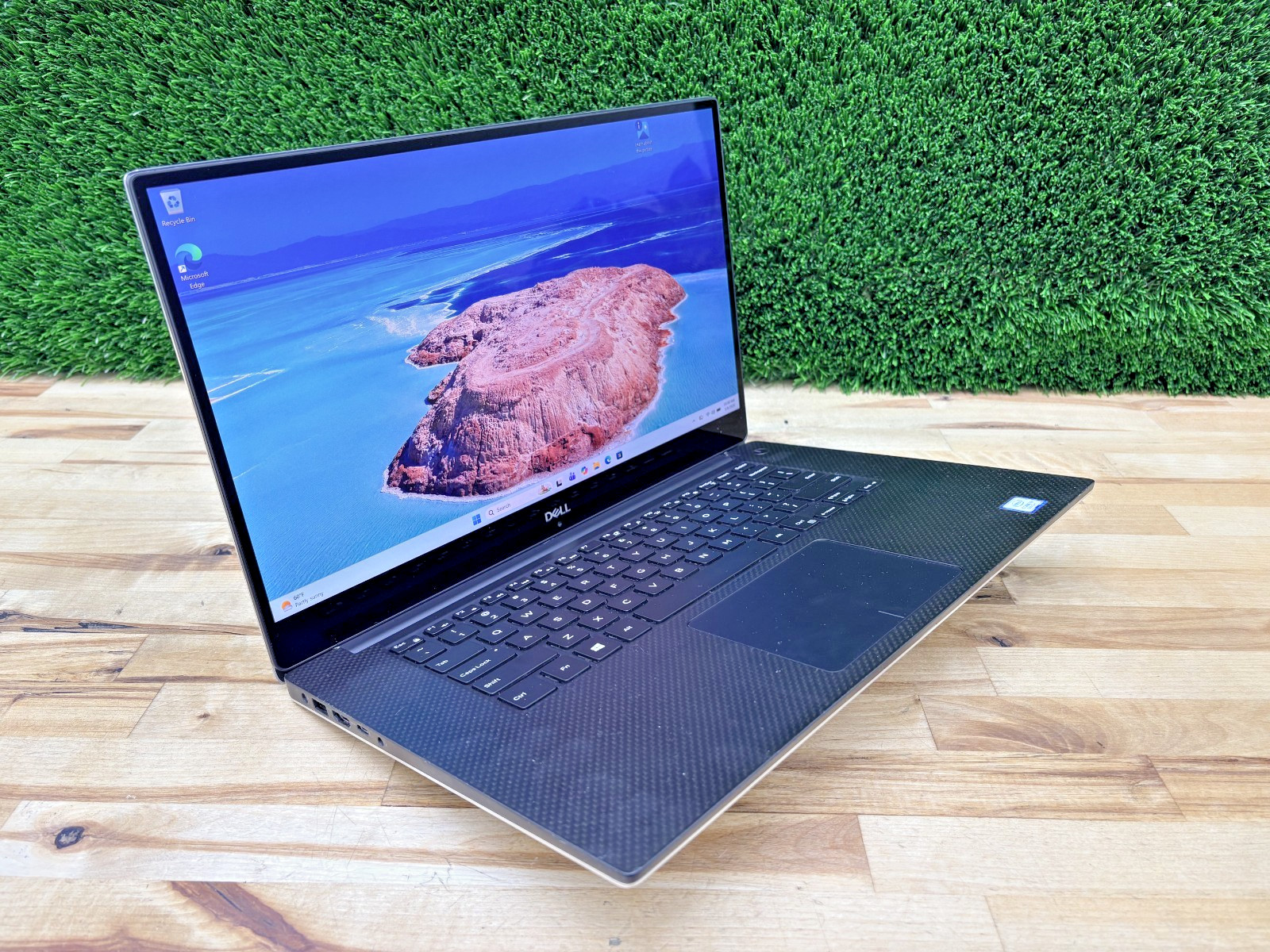 Dell Precision 5530 Intel I9-8th Gen 2.90GHz 32GB RAM 256GB SSD Windows 11 Pro*