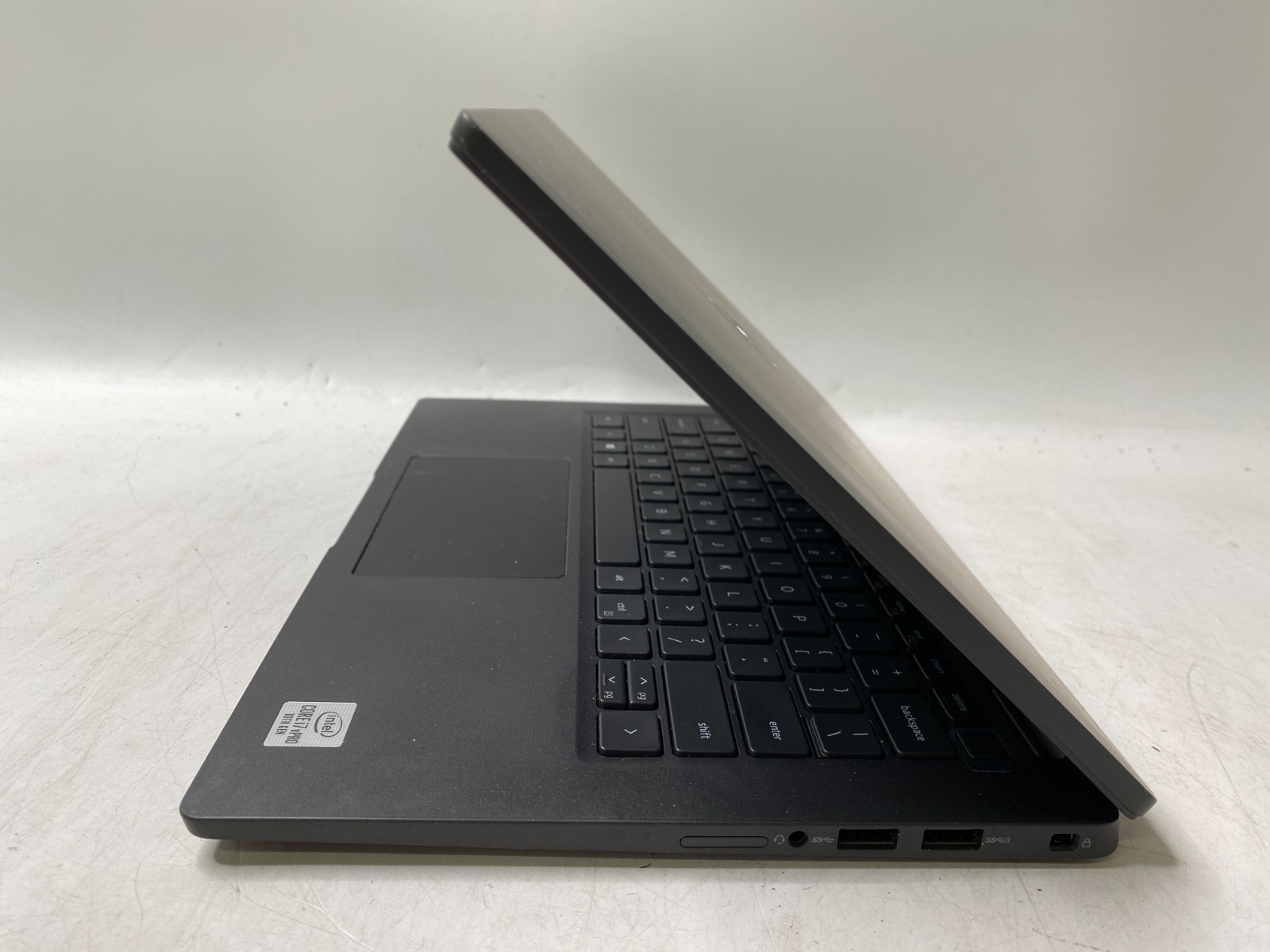 Dell Latitude 7410 14″ i7-10610u 16GB DDR4 512GB M.2 Win11H – 60% Battery, Wear