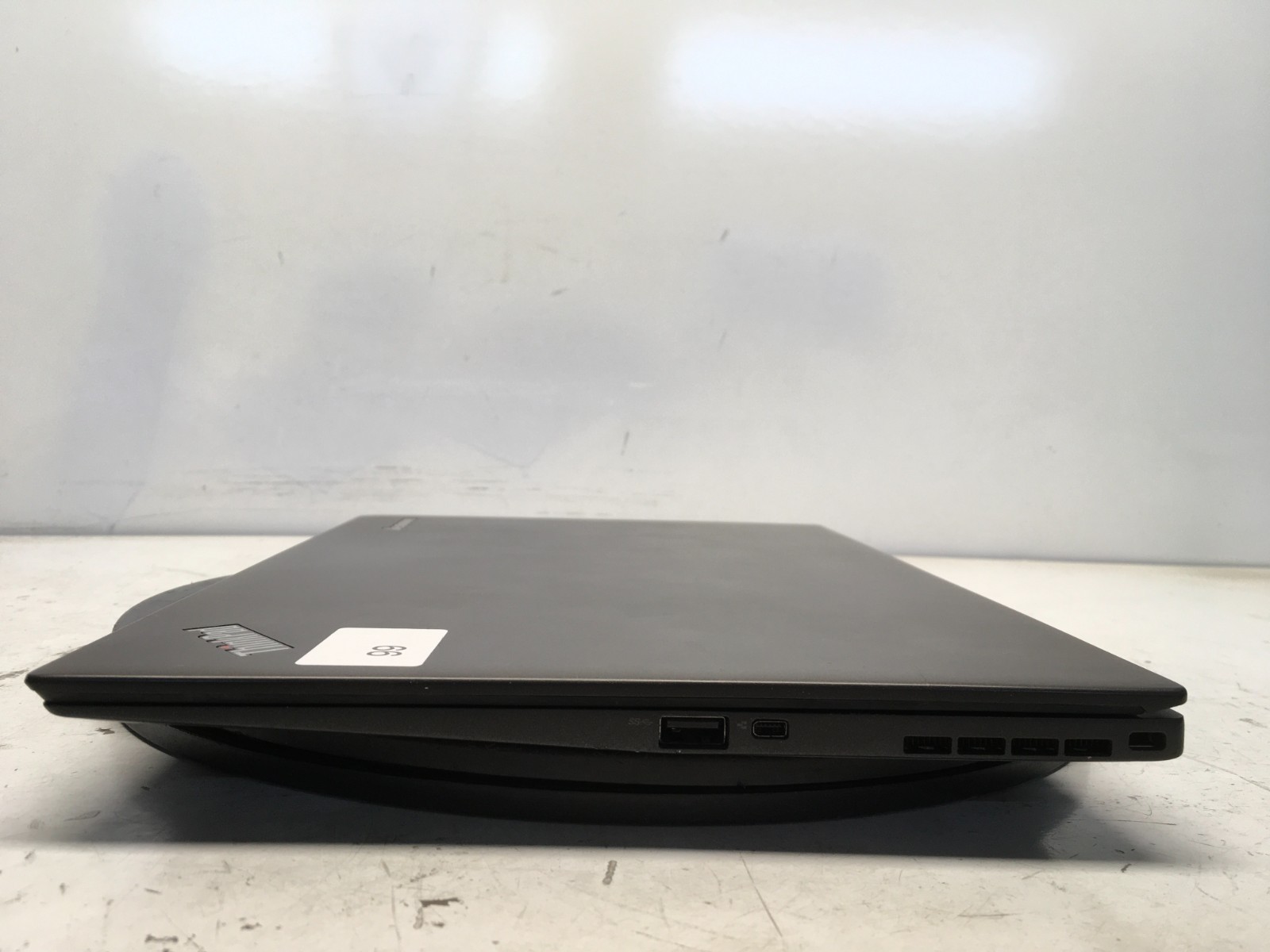 Lenovo ThinkPad X1 Carbon Intel i7-5600U 2.6GHz 16 GB NO HDD No Batt