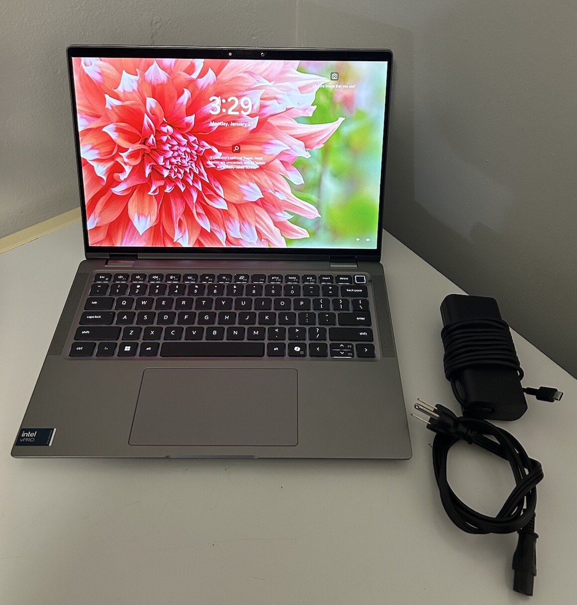 Dell Latitude 7450 14″ Core Ultra 7 165U 16GB RAM 512GB SSD 2-in-1 TOUCH Laptop