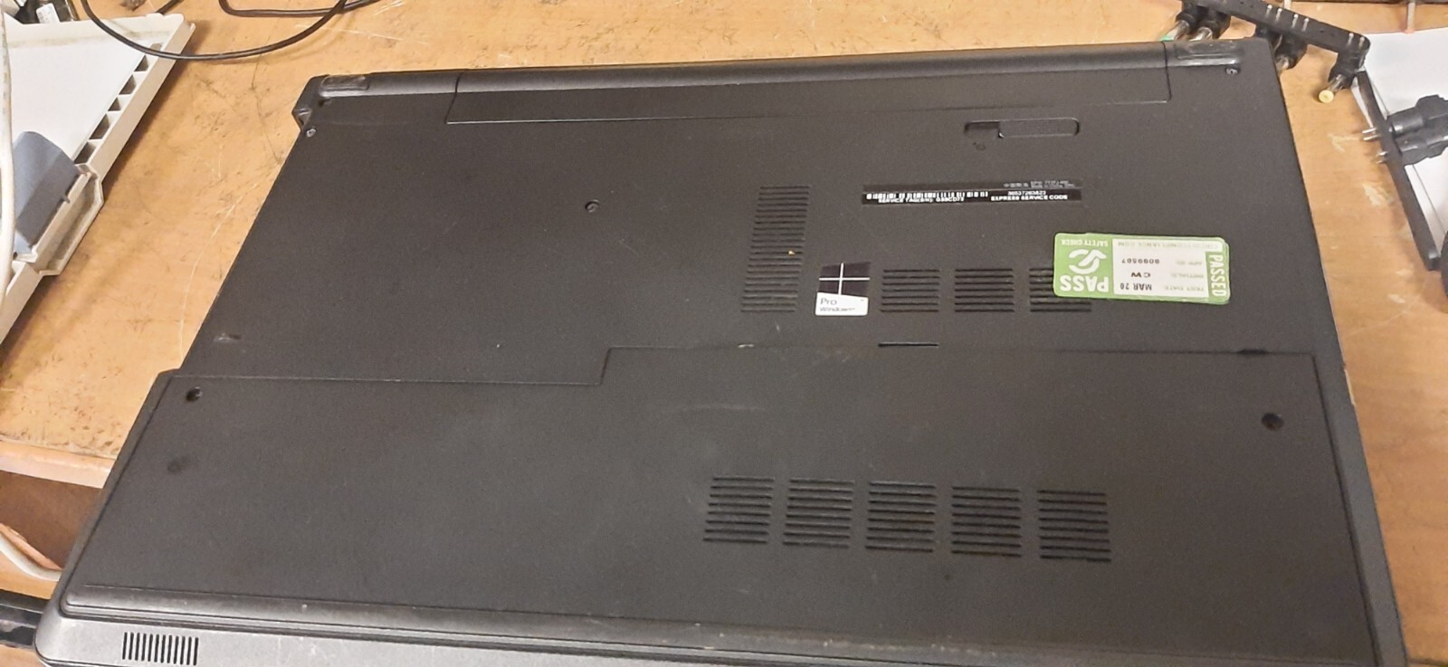 Dell No Model Intel i3 -4th Gen @ 1.7GHZ 4GB RAM 500GB HDD Win 10 (688)
