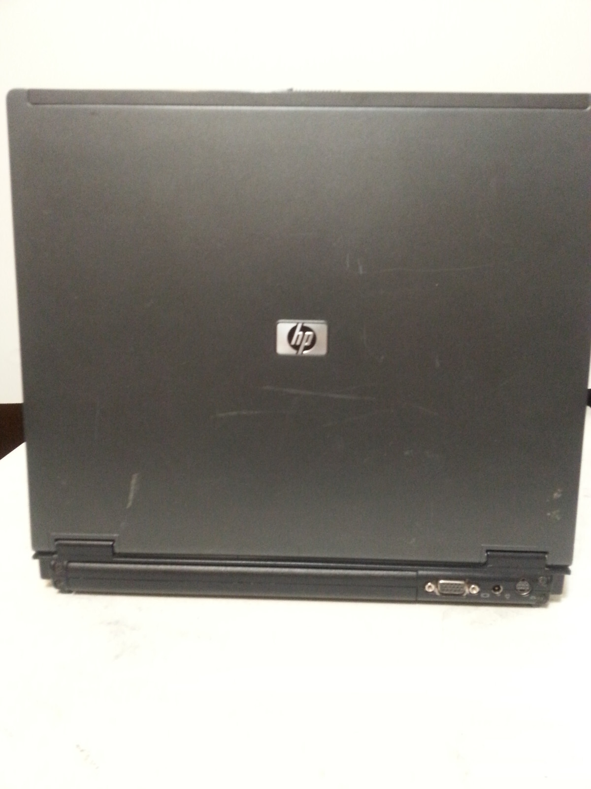 HP Compaq nc6220 14″ Laptop intel Pent m1.73 1.5 ram, 40gig HDD, Windows 7