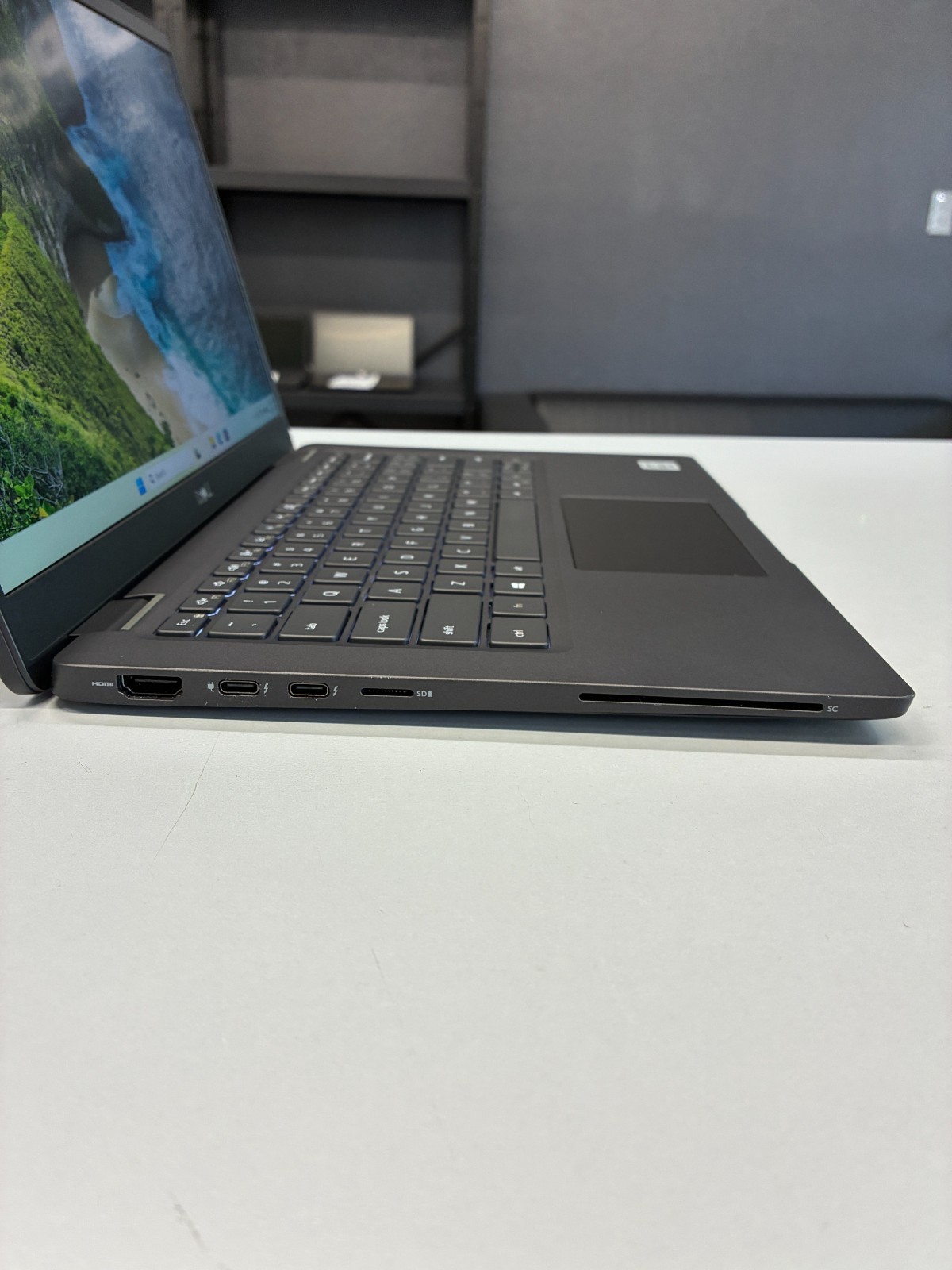 Dell Latitude 7310: 13.3″ / i7-10610U / 16Gb / SSD 512Gb / Win 11 Pro
