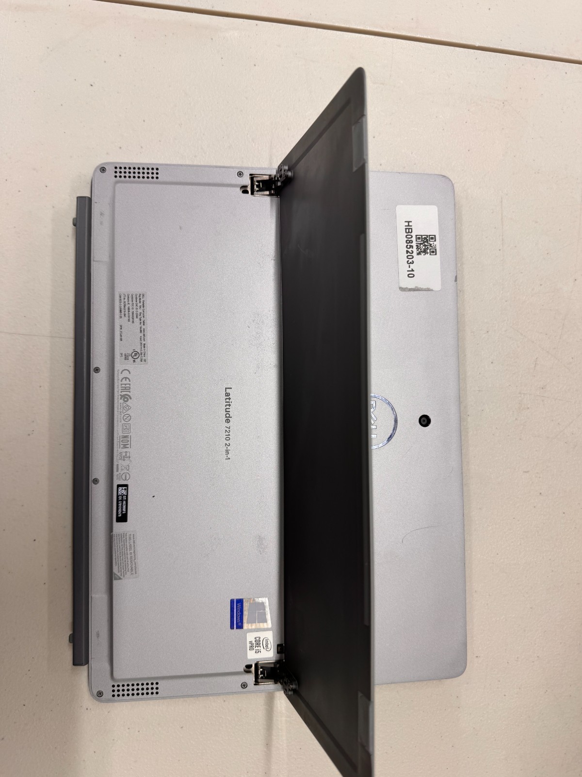 Dell Latitude 7210 2-in-1 12.3″ Touch i5-10310U 8GB RAM 256GB SSD Win 11 Pro