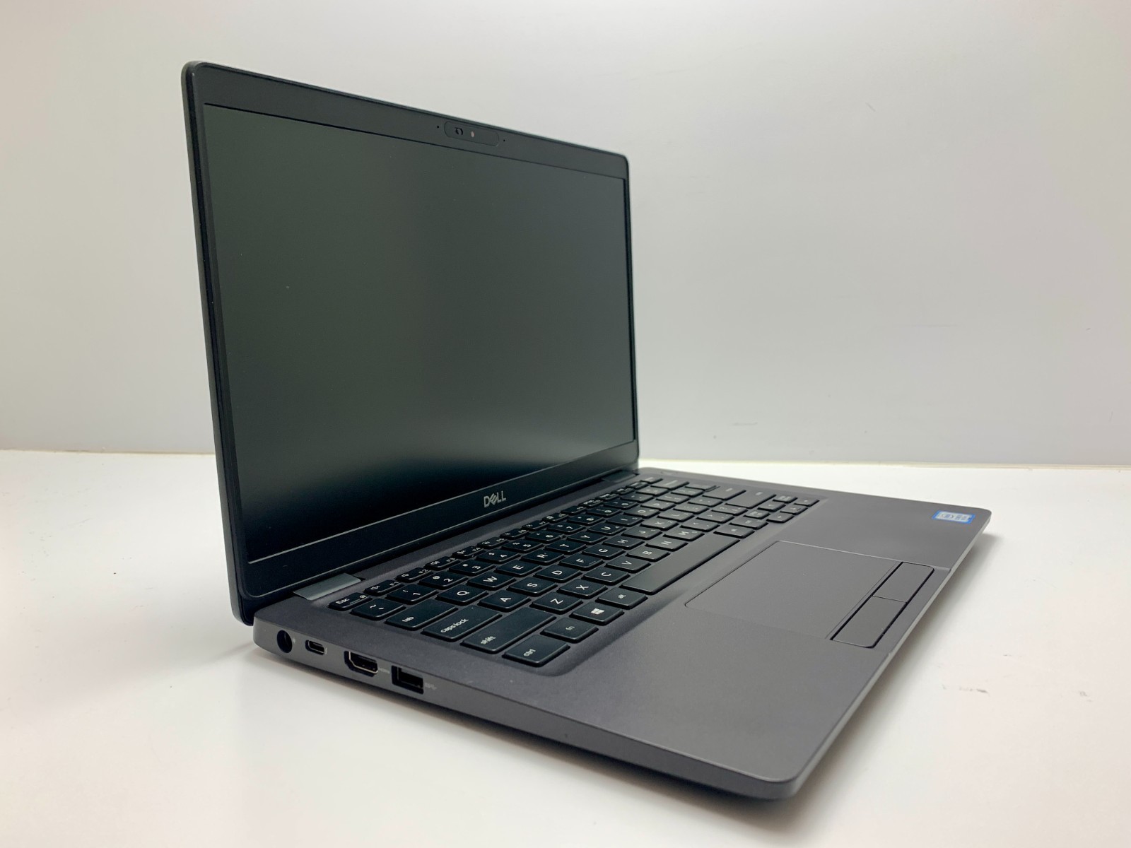 Dell Latitude 5300 | i5-8365U | 16GB RAM | 256GB NVMe | LINUX