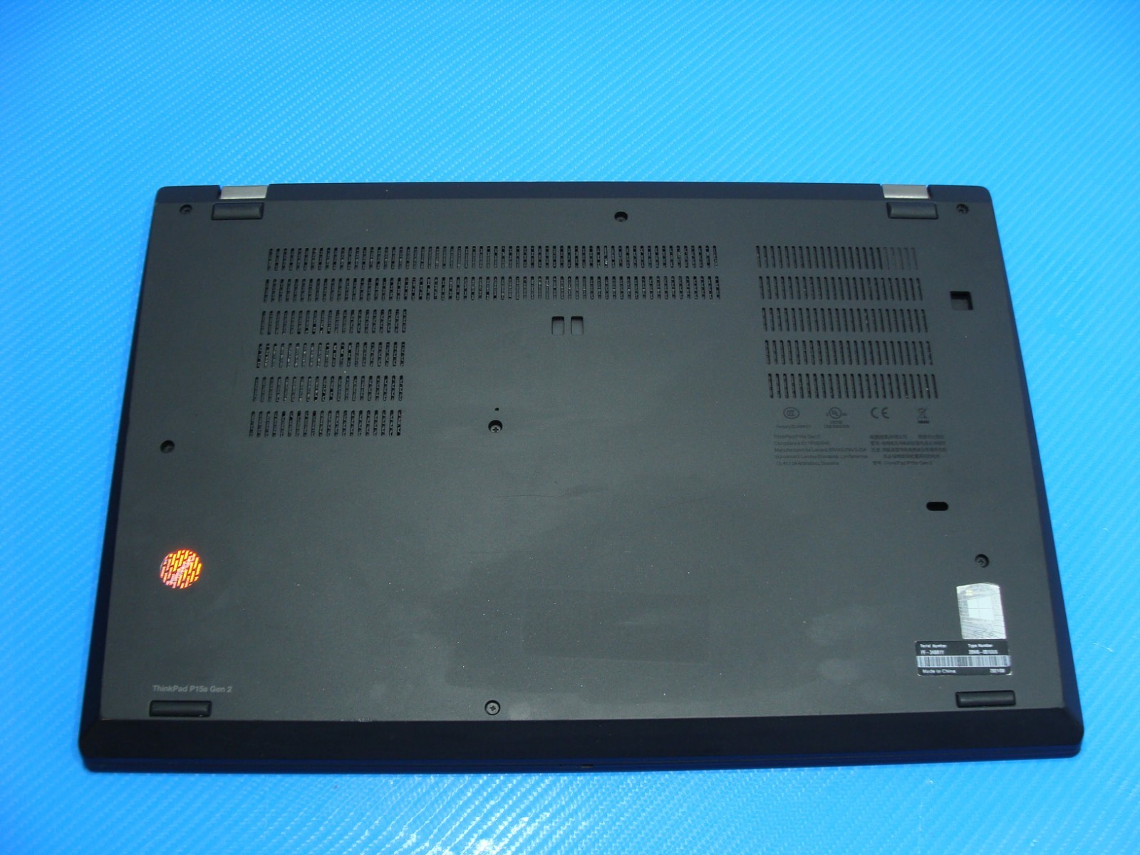 Lenovo ThinkPad P15s Gen2i 15.6″ FHD i7-1165G7 2.8GHz 16GB 512GB NVIDIA T500 4GB