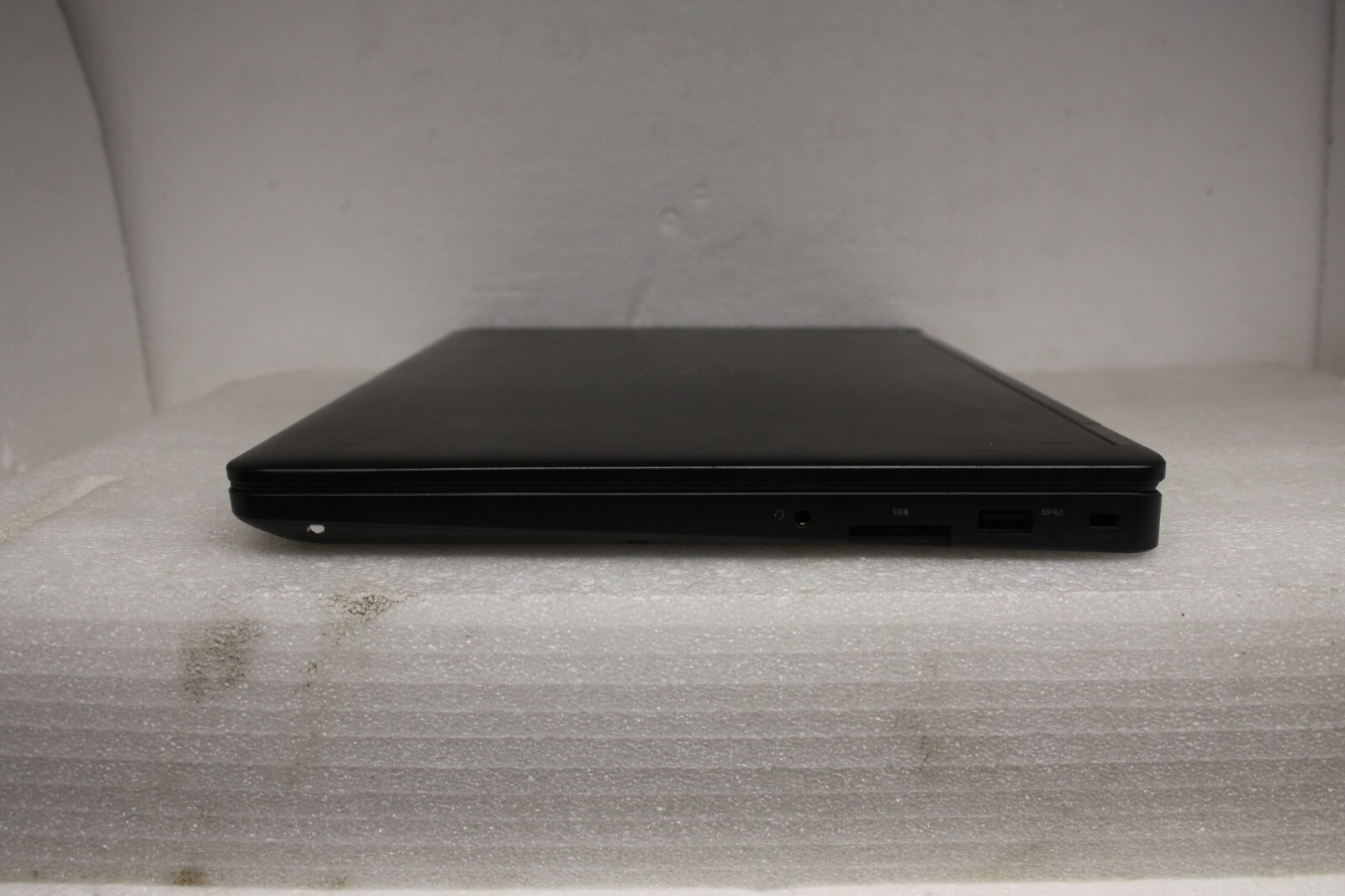 Dell Latitude E5470 14″ Intel i5-6300U 2.40GHz 8GB 128GB SSD Win 10PRO