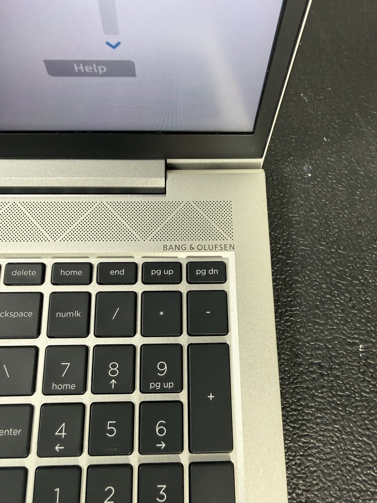 HP EliteBook 850 G8 15.6″ Core i5-1135G7 2.4GHz 16GB DDR4 256GB SSD Win 11 Pro