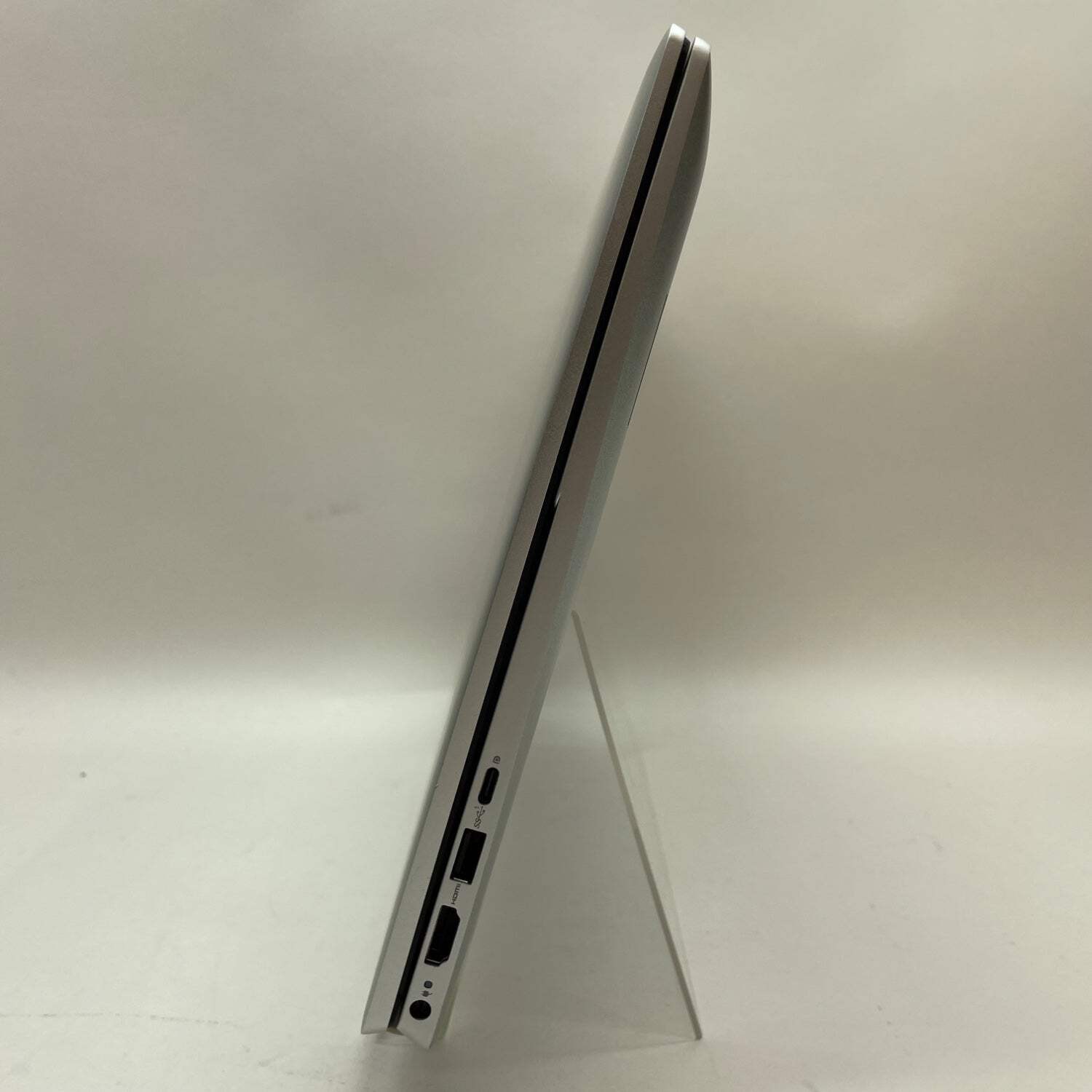 Dell Inspiron 14 5425 14″ Ryzen 5 5625U 2.3GHz 16GB RAM 512GB SSD