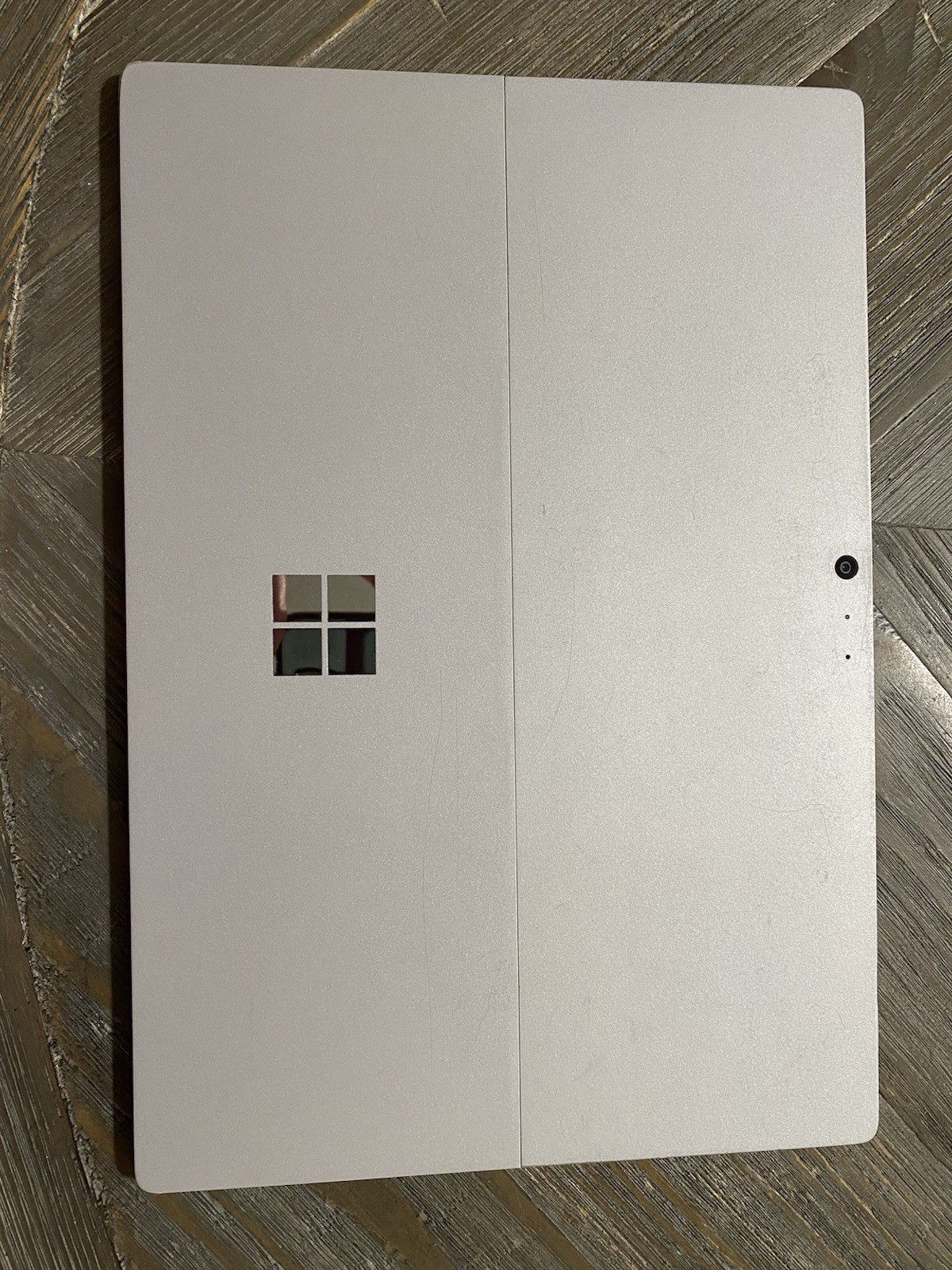 Used Microsoft Surface Pro 4 (Intel Core M, 4GB RAM, 128GB)