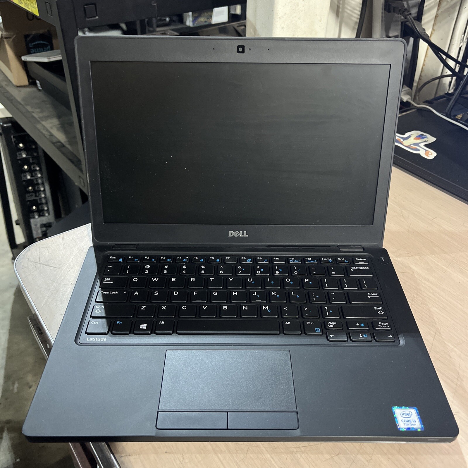 DELL LATITUDE 5280 INTEL CORE I3-7100U 2.40GHZ 8GB RAM NO HD /
