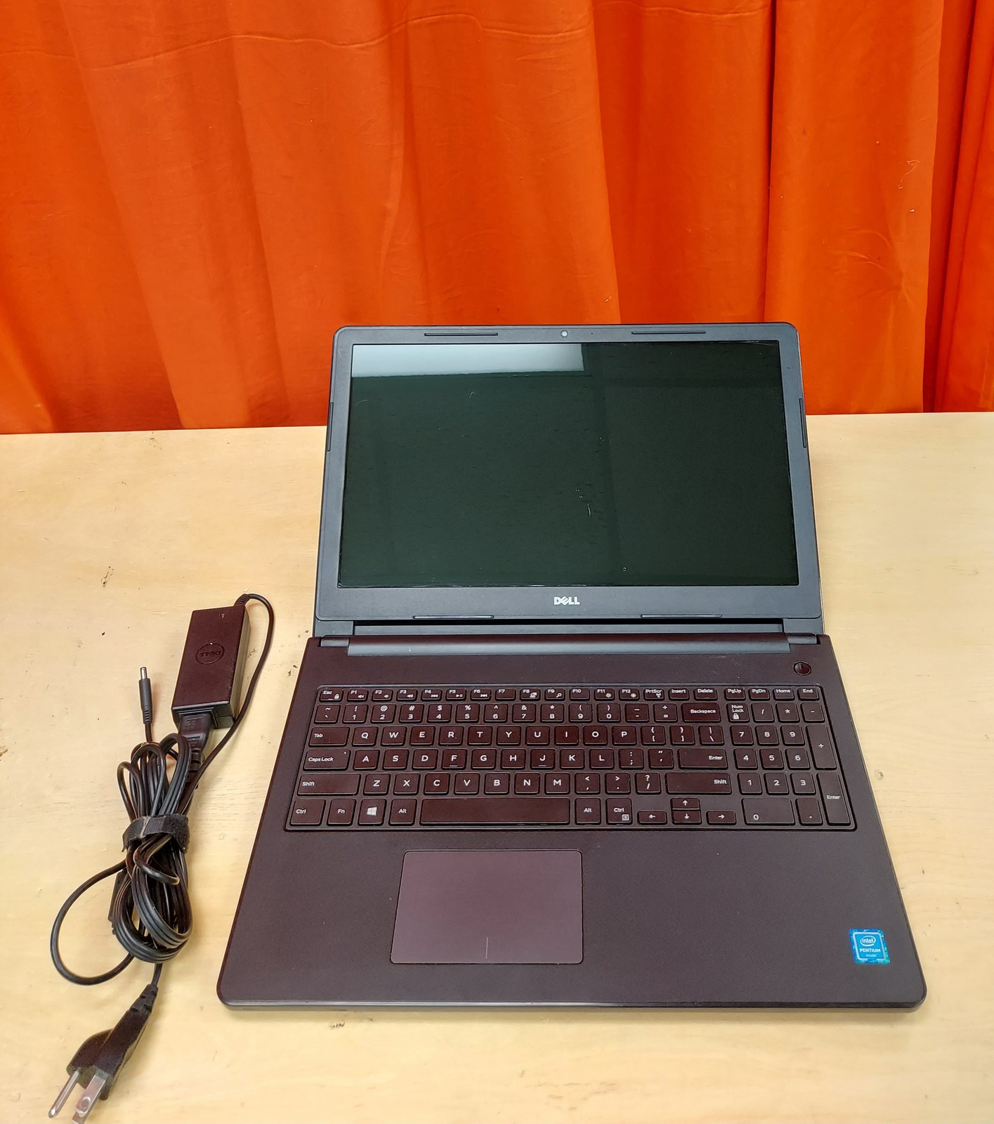 Dell Inspiron 15-3552 Laptop 15.6″ Intel Pentium N3700 1.6GHZ 4GB RAM 500GB 1465