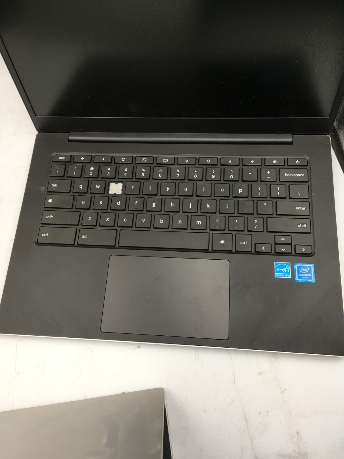 LOT OF 2 SAMSUNG Galaxy Go XE340XDA-KA2US 14″ Chromebook 4GB/64GB FOR PARTS RS