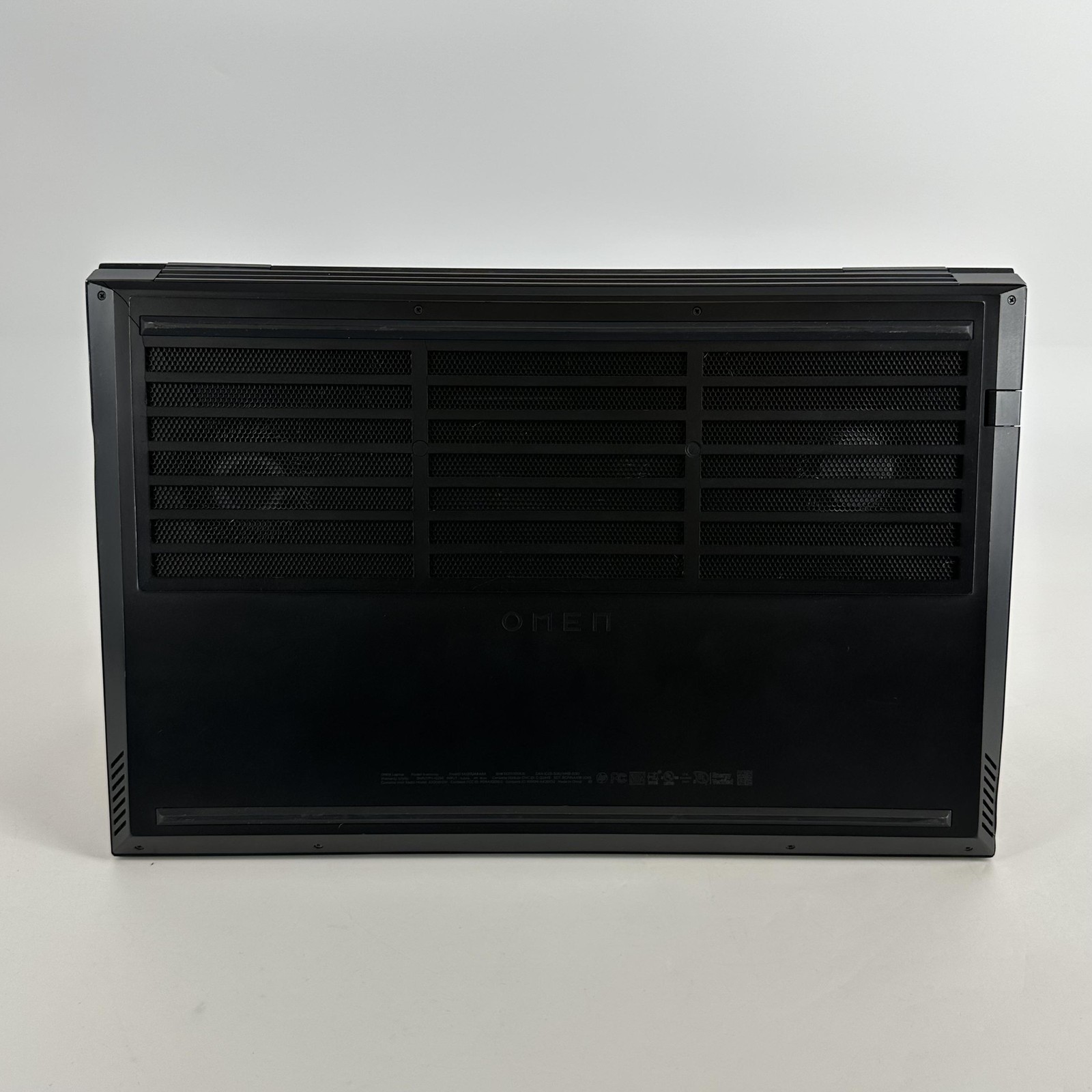 HP Omen 15 FHD i7-10750H 2.60GHz 16GB 512GB SSD NVIDIA RTX 2060 Good FRAME SPLIT